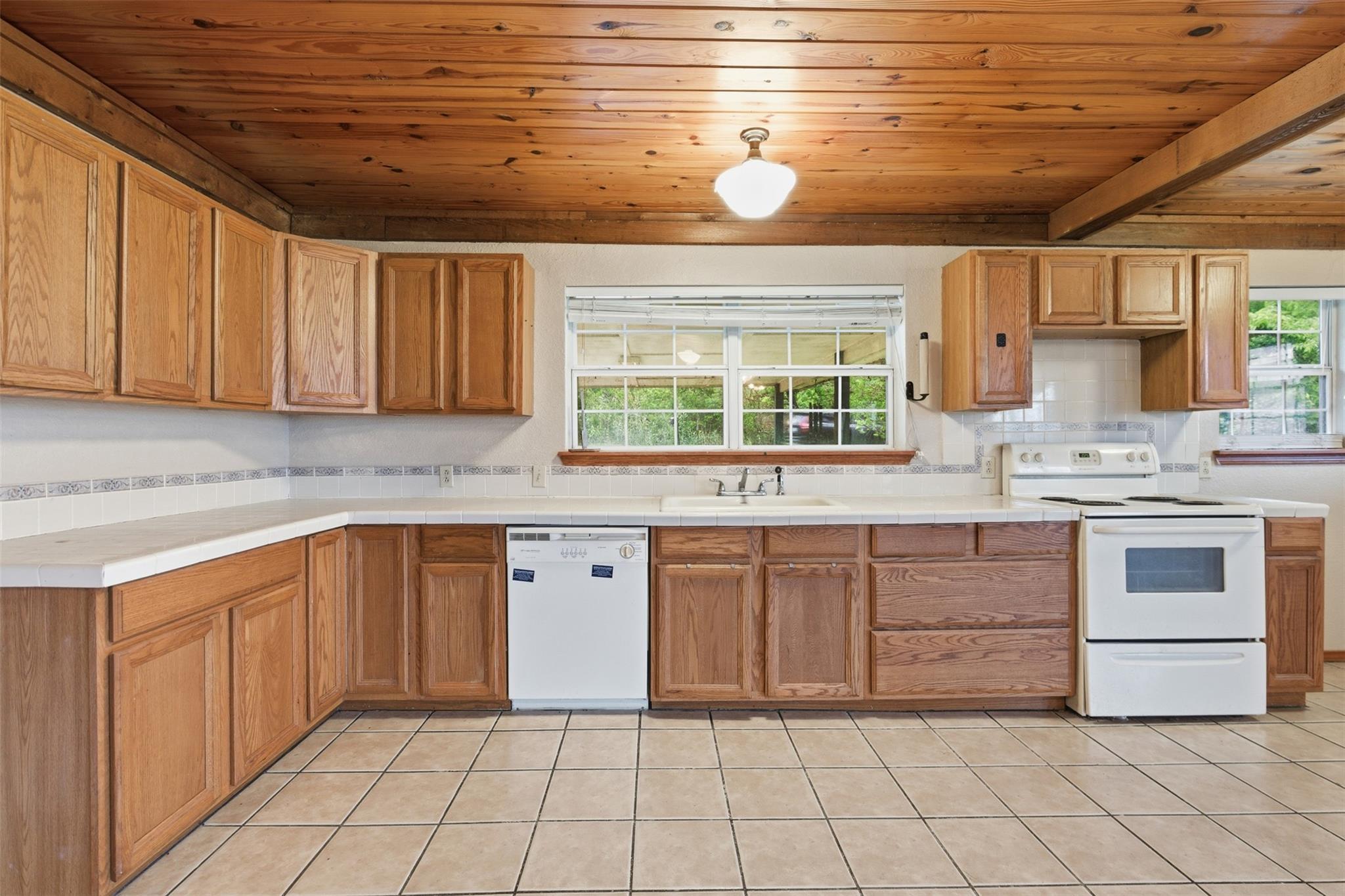 440 Lonie Ln, Kyle, TX 78640