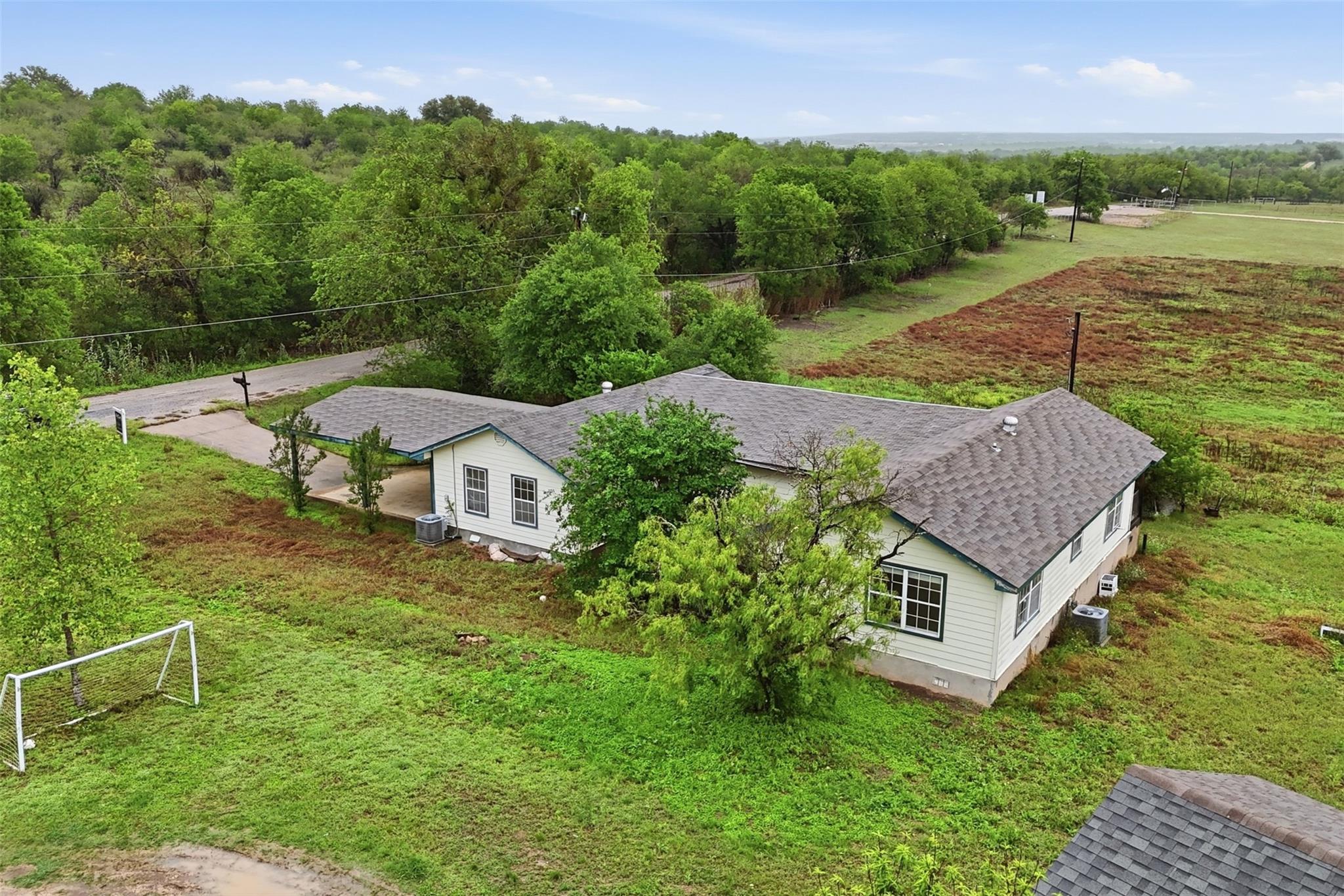 440 Lonie Ln, Kyle, TX 78640
