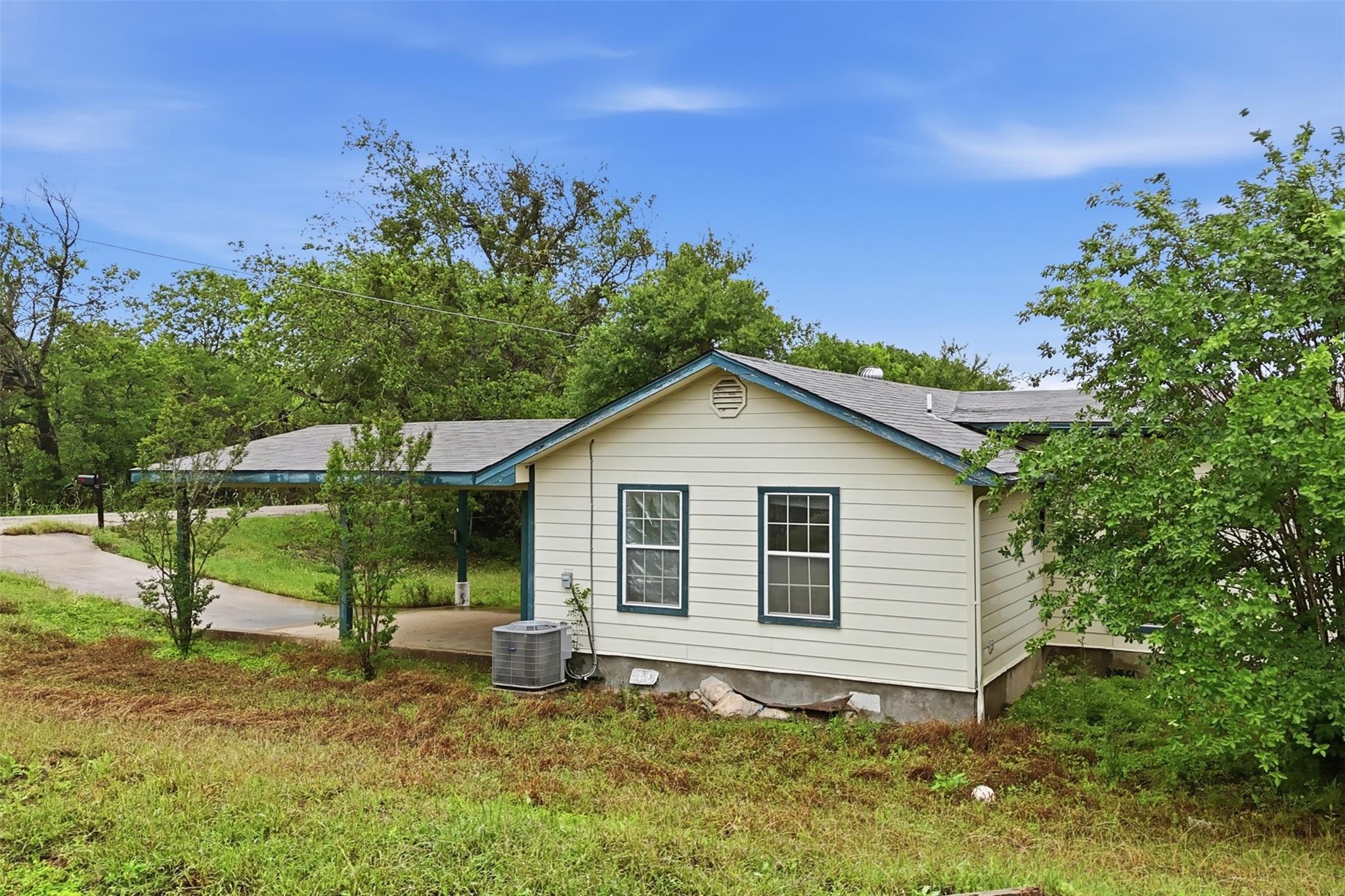 440 Lonie Ln, Kyle, TX 78640