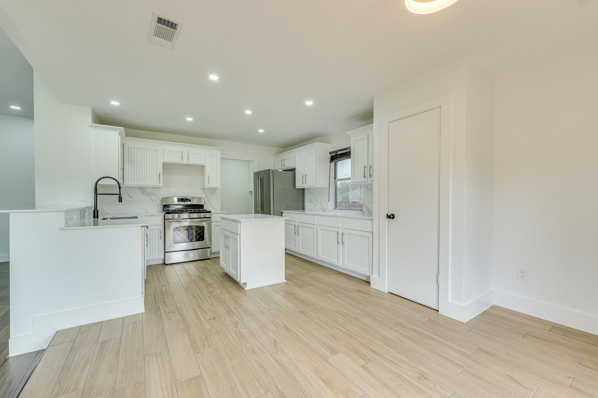 11418 Birchover Ln, Austin, TX 78754