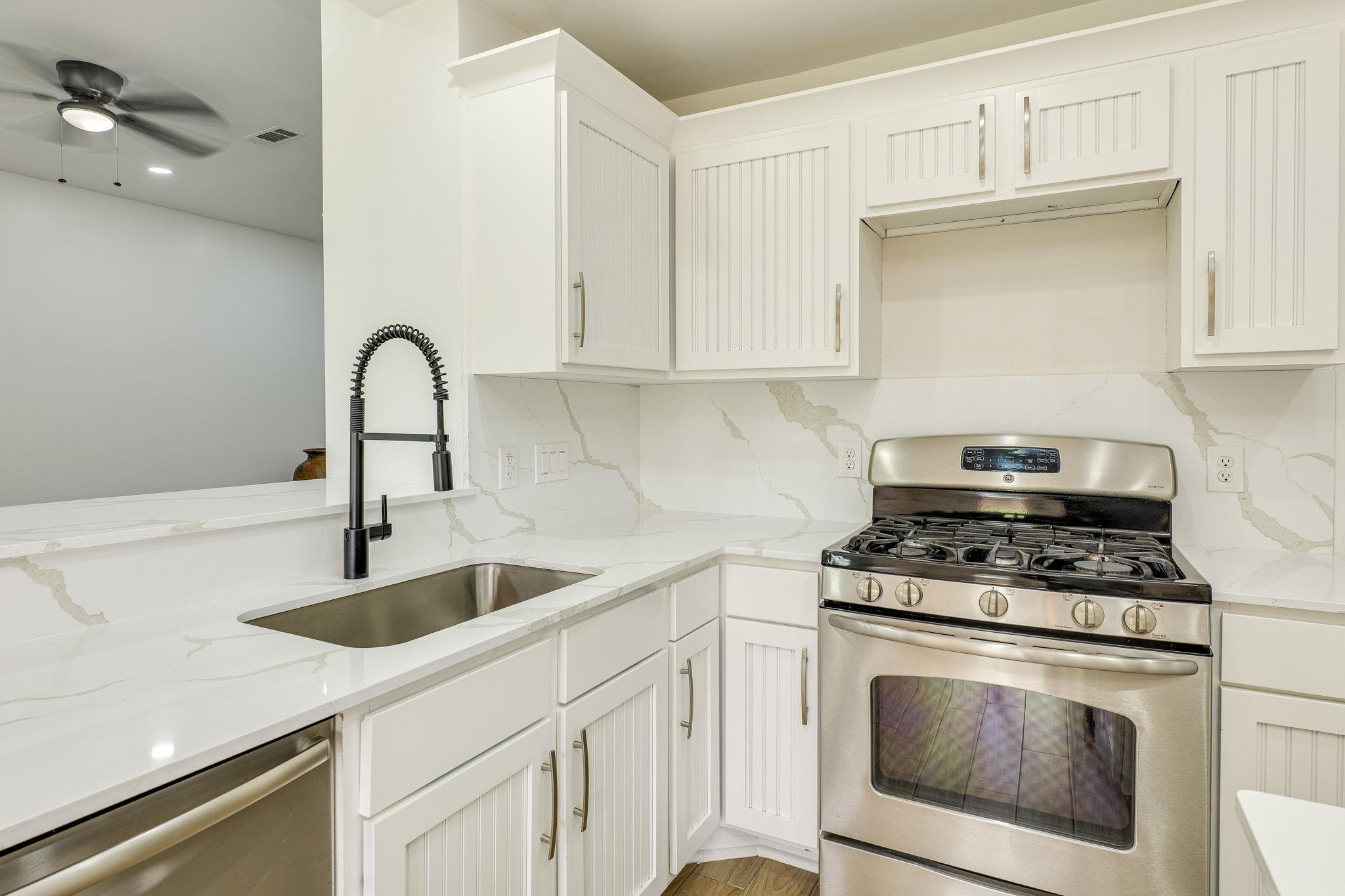 11418 Birchover Ln, Austin, TX 78754