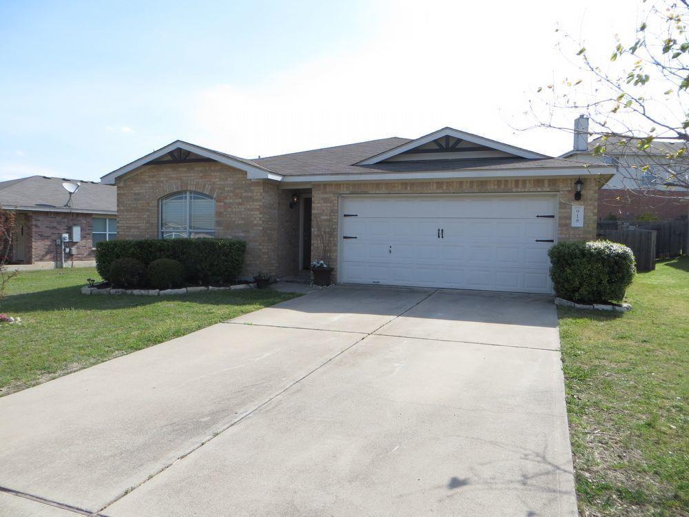 918 W South St, Leander, TX 78641