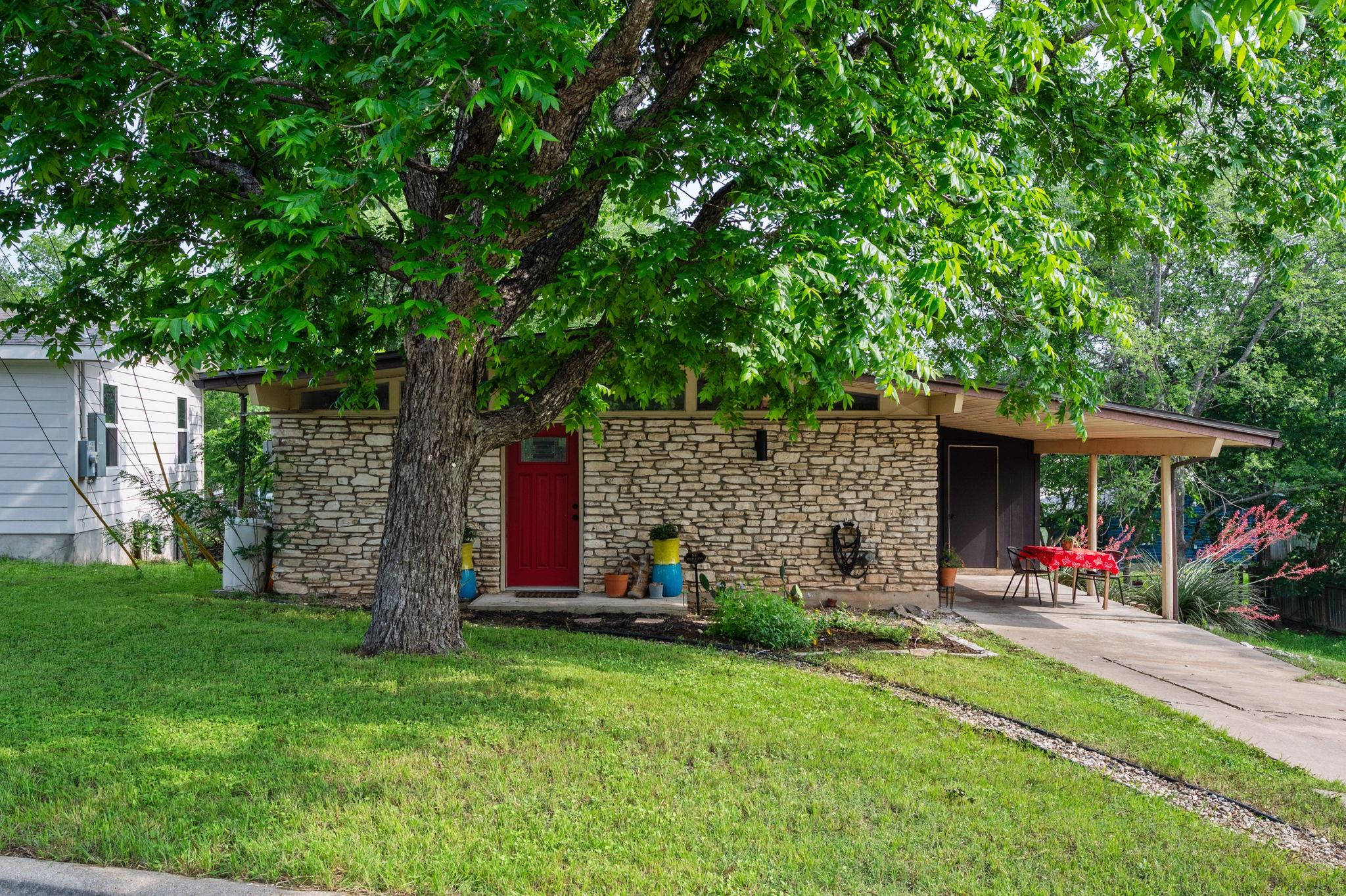 1413 S Redondo Dr, Austin, TX 78721