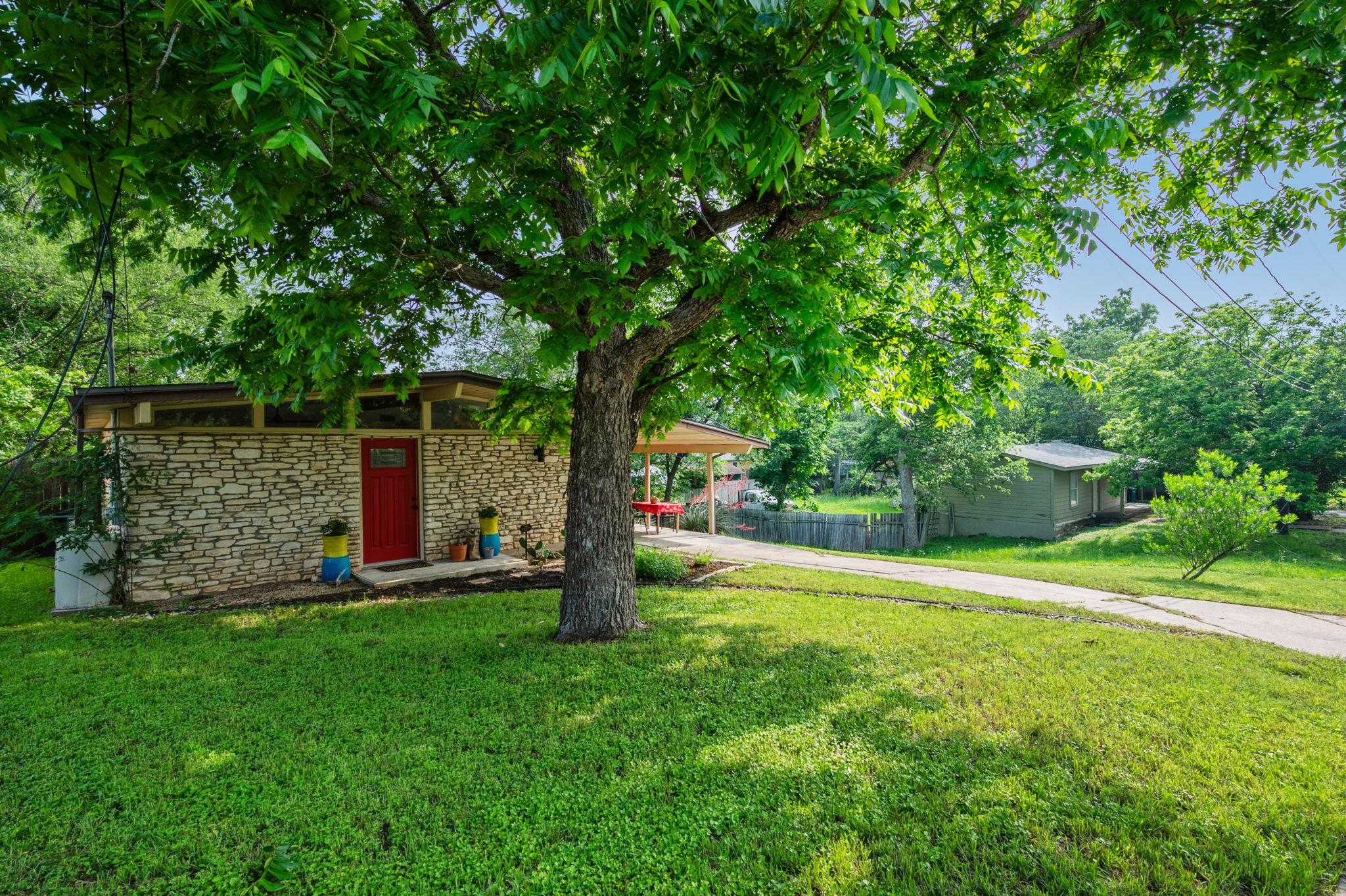 1413 S Redondo Dr, Austin, TX 78721