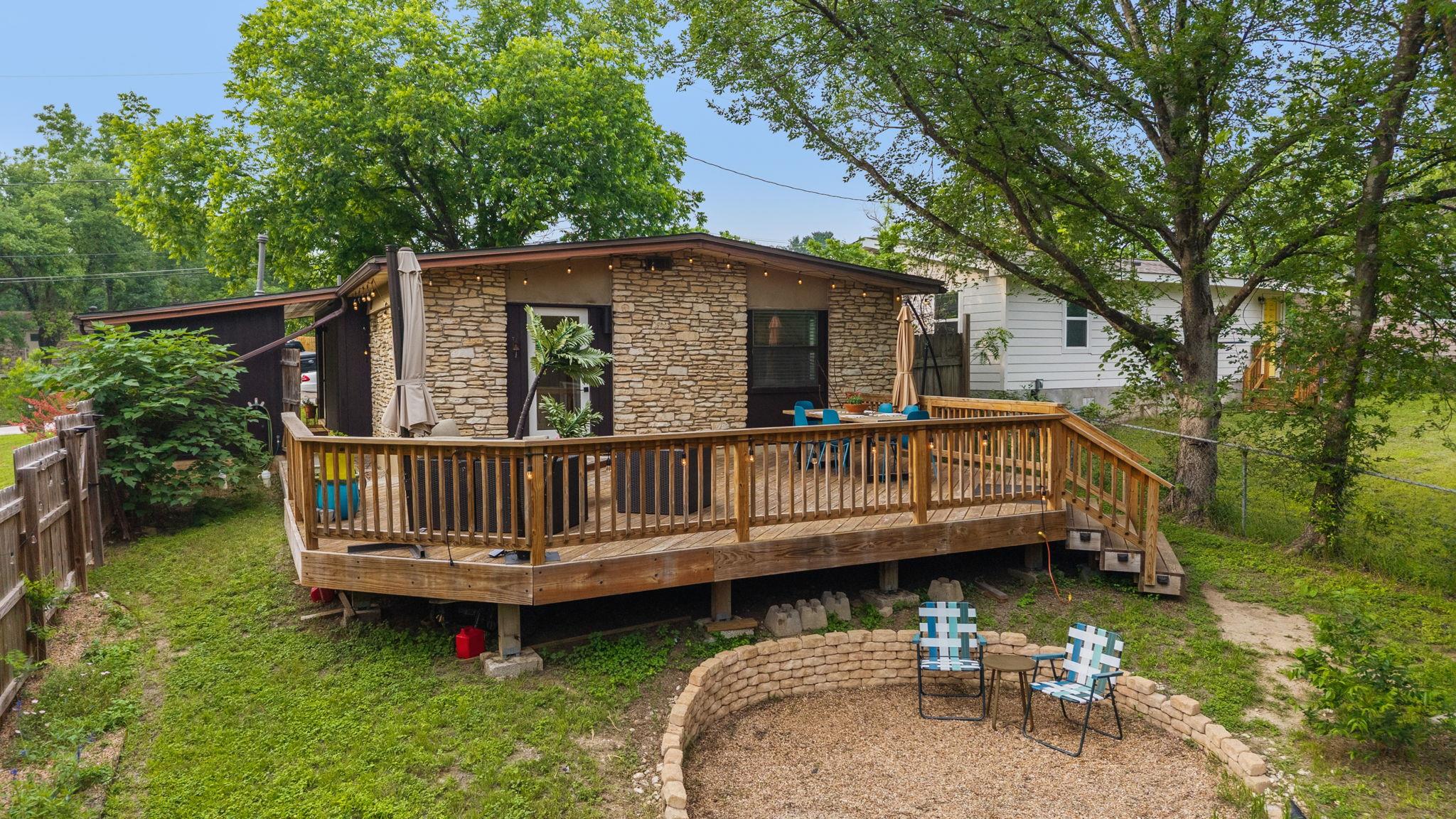 1413 S Redondo Dr, Austin, TX 78721