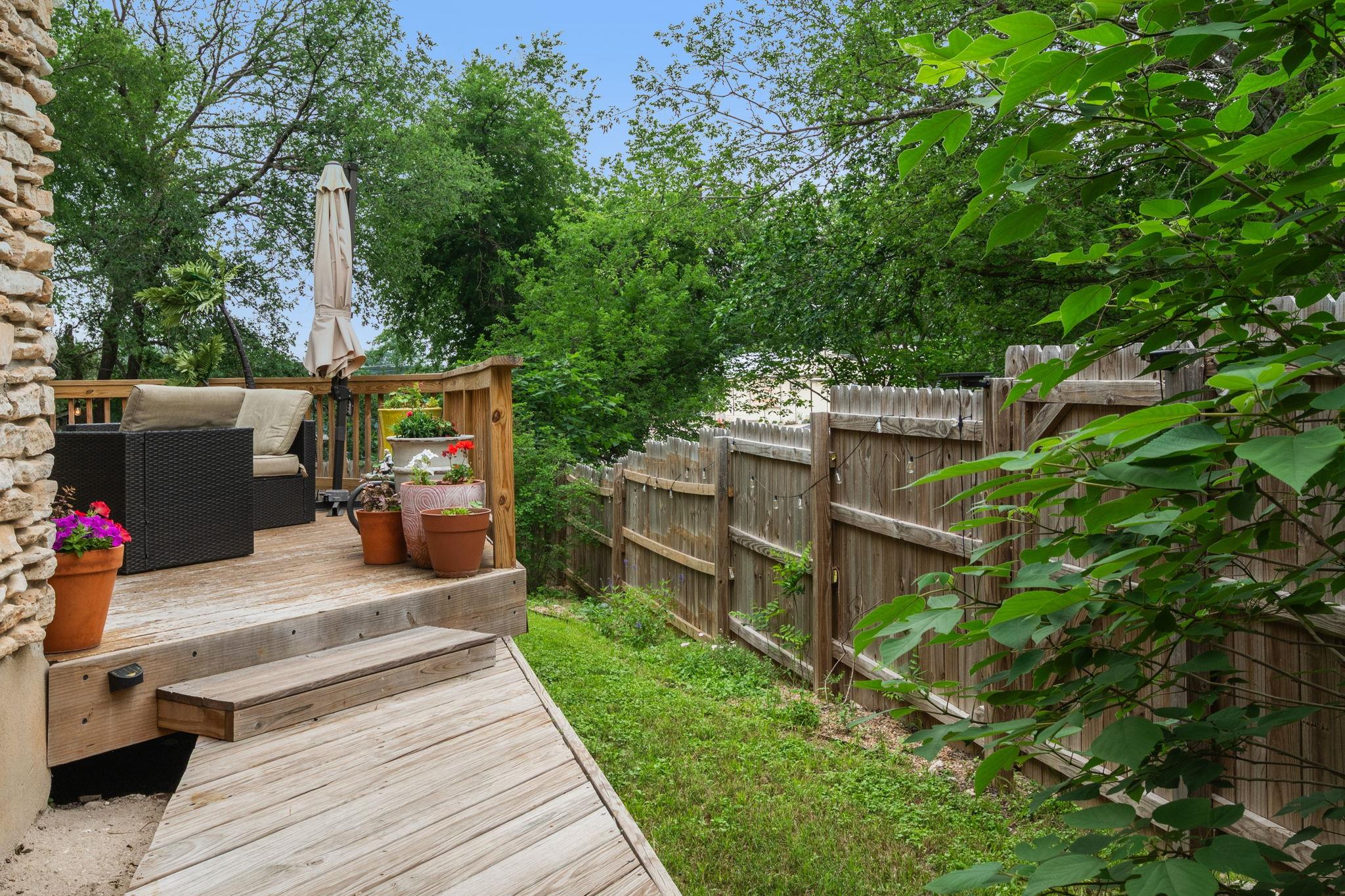 1413 S Redondo Dr, Austin, TX 78721