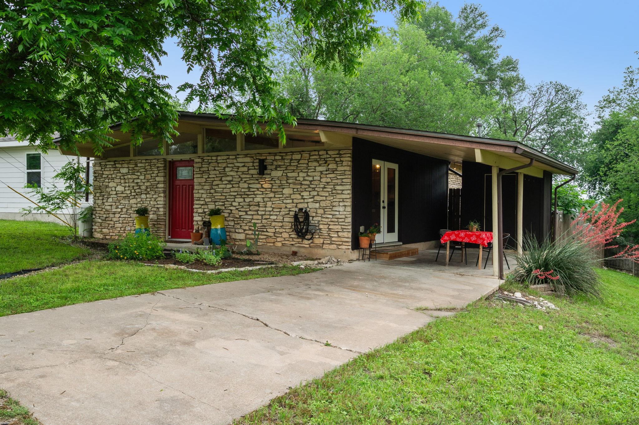 1413 S Redondo Dr, Austin, TX 78721