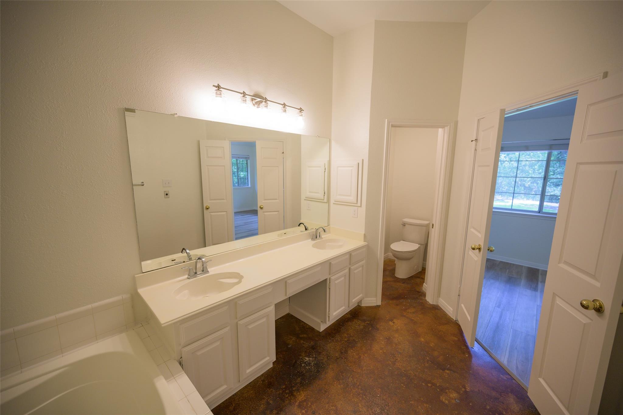 6000 La Naranja Ln, Austin, TX 78749