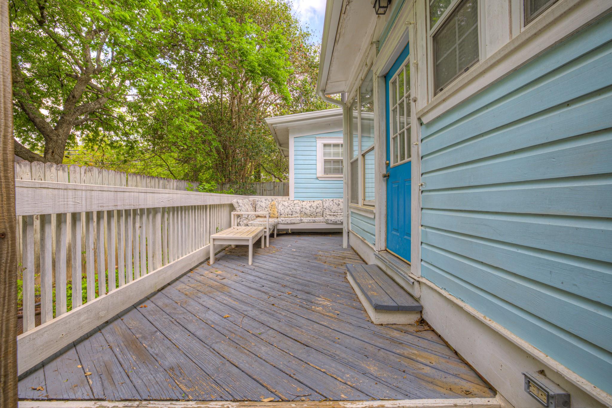 223 N Bishop St, San Marcos, TX 78666