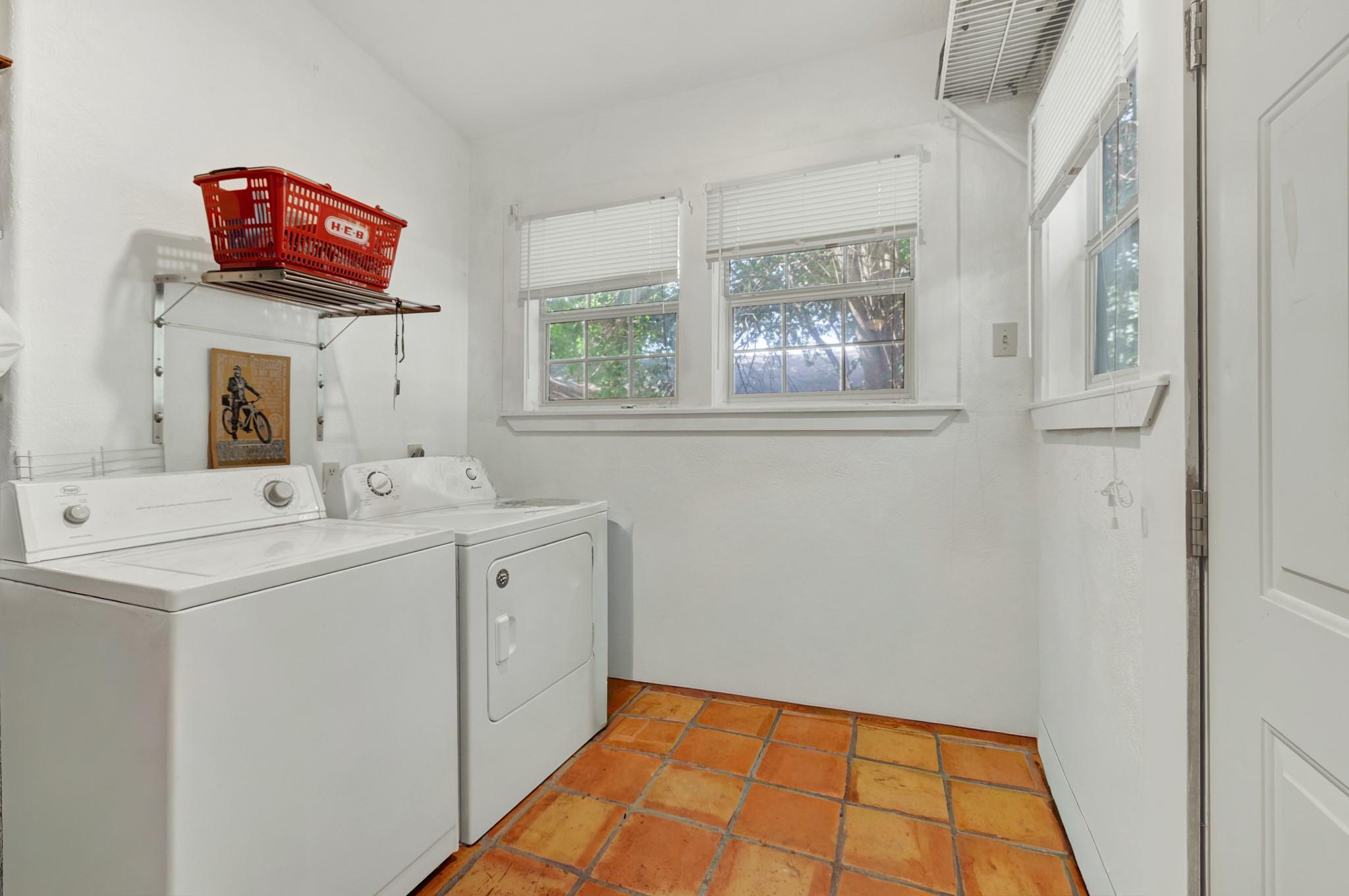 223 N Bishop St, San Marcos, TX 78666