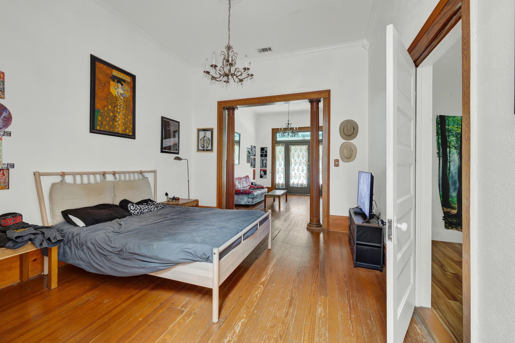 223 N Bishop St, San Marcos, TX 78666