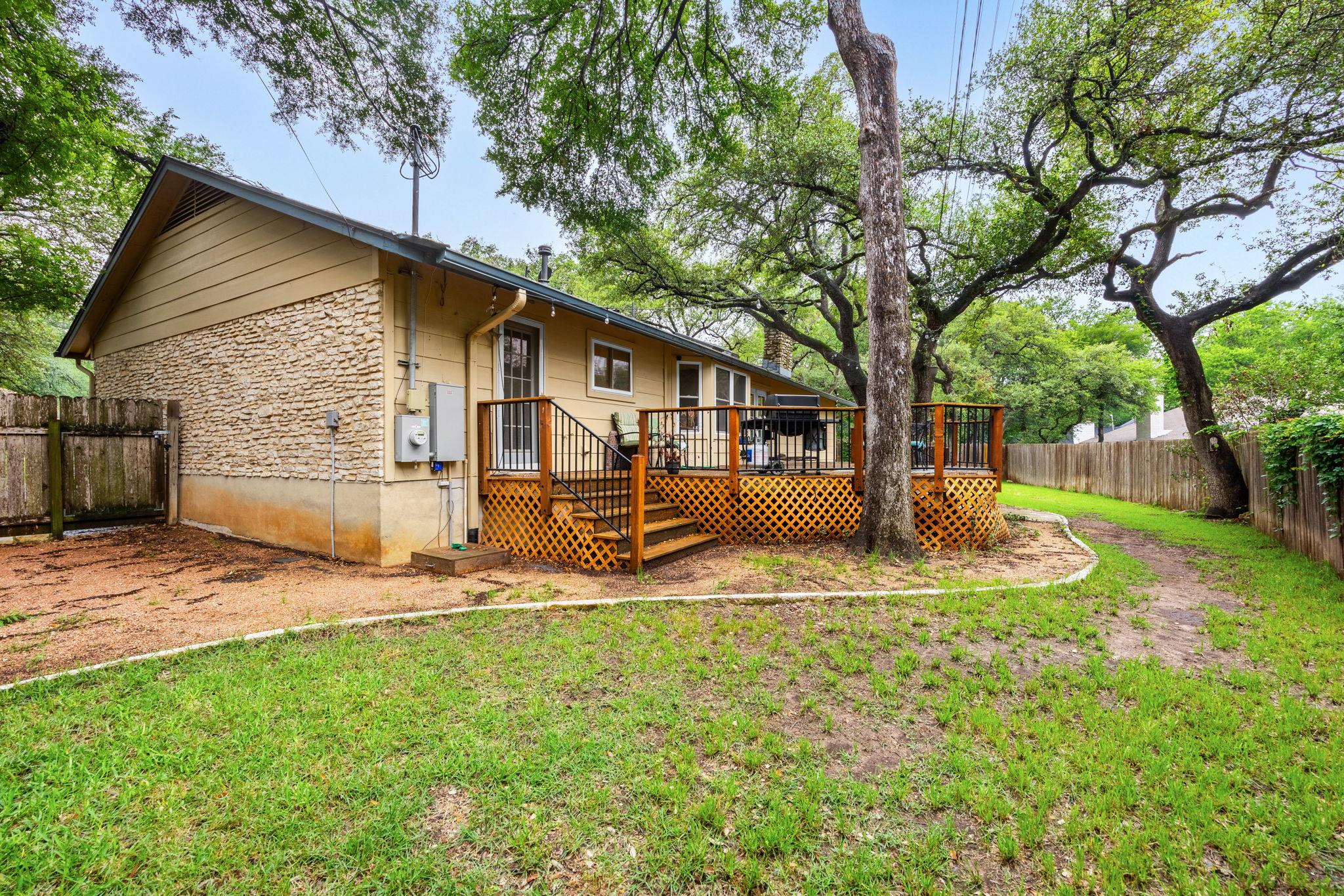 11315 Alhambra Dr, Austin, TX 78759