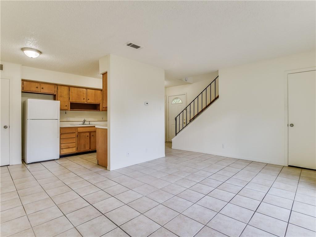 2804 Westhill Dr # 104, Austin, TX 78704