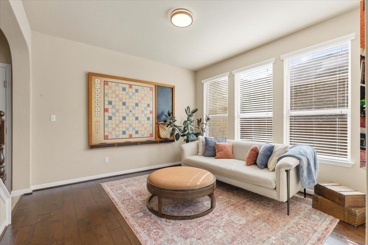 561 Stone View Trl, Austin, TX 78737