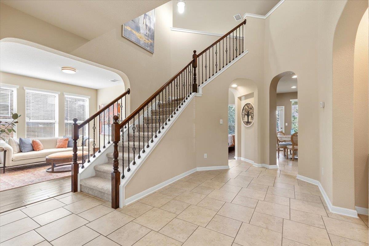 561 Stone View Trl, Austin, TX 78737
