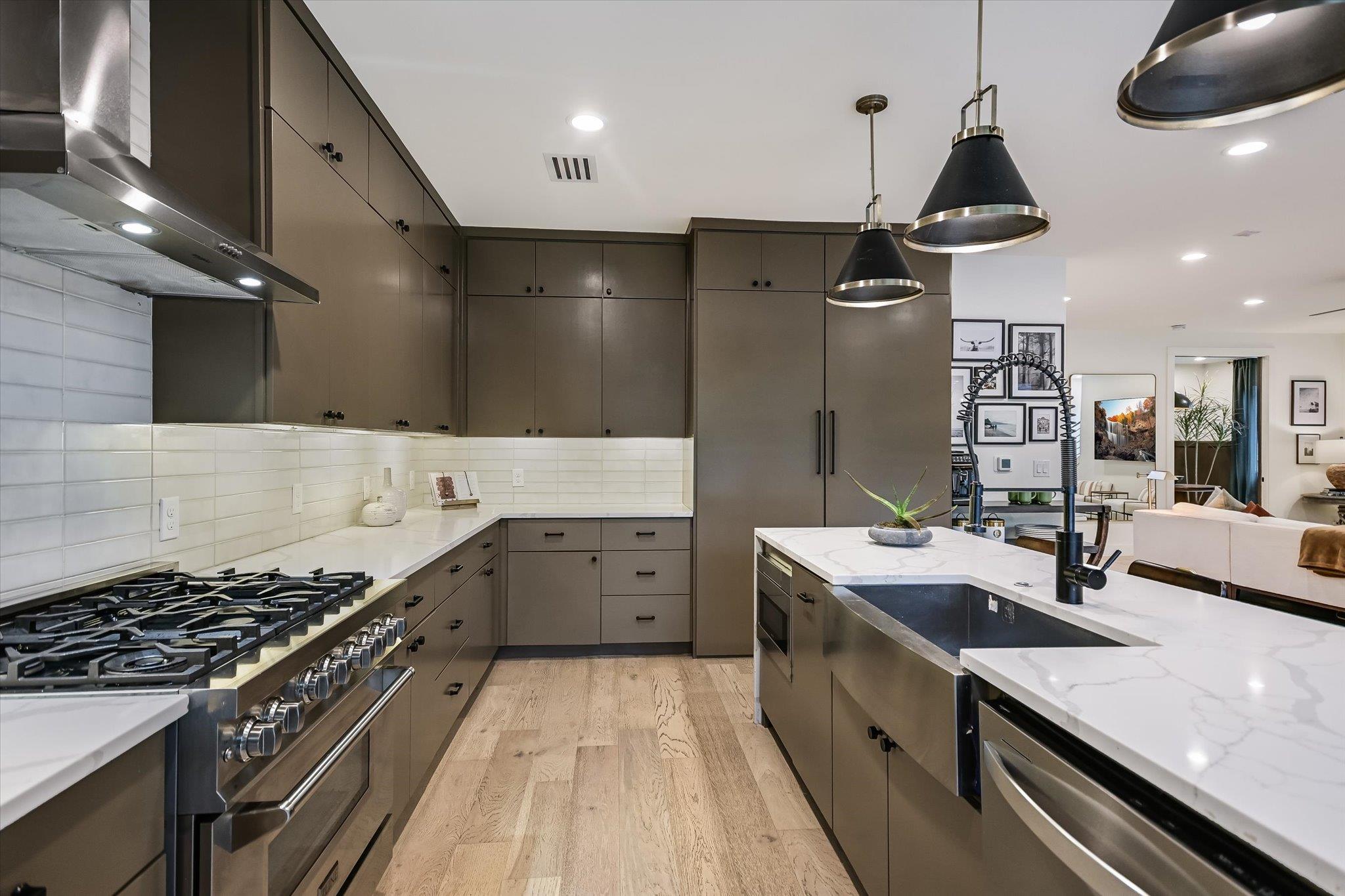 2806 Brinwood Ave, Austin, TX 78704