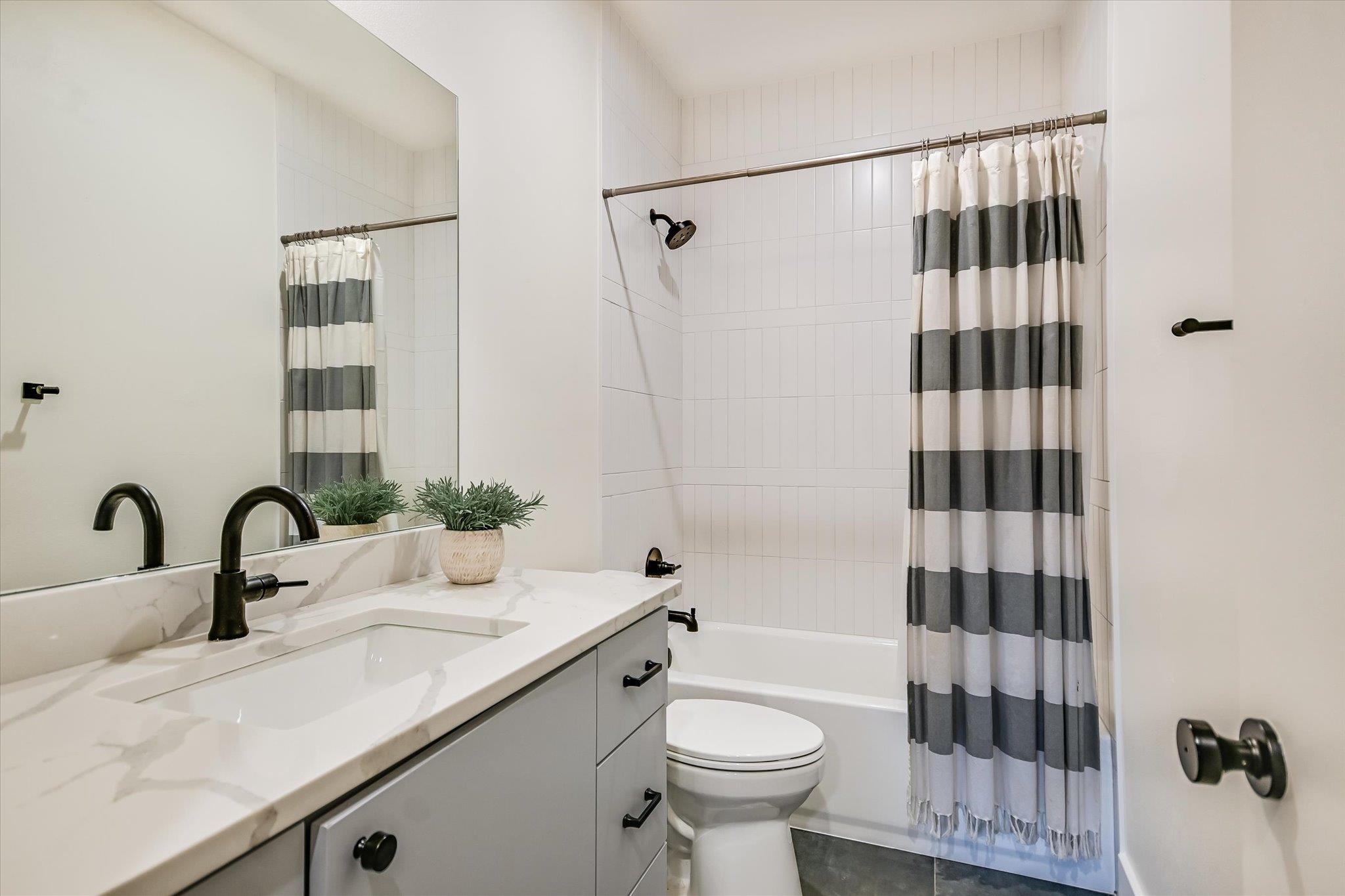 2806 Brinwood Ave, Austin, TX 78704
