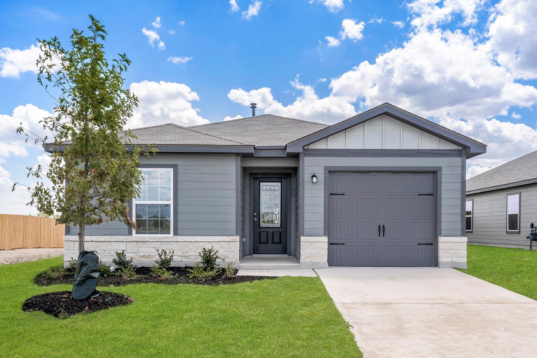 213 Fairlawn Way, Maxwell, TX 78656