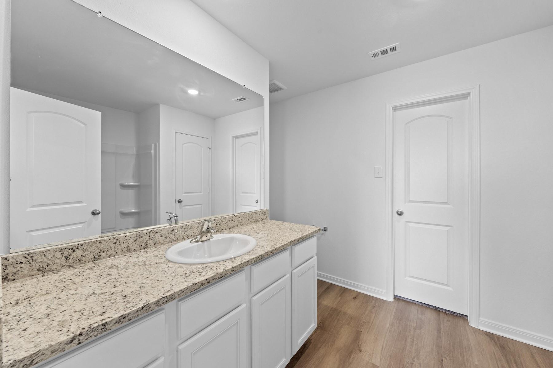 213 Fairlawn Way, Maxwell, TX 78656