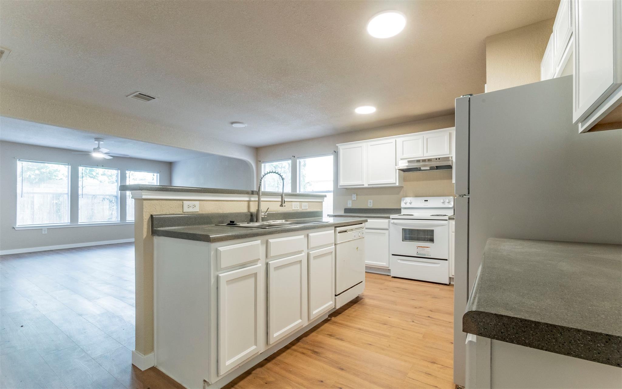 7106 Thannas Way, Austin, TX 78744