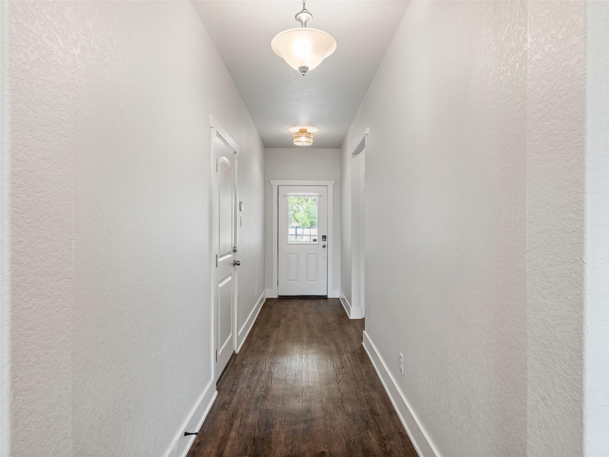 203 Winston Dr, Fredericksburg, TX 78624