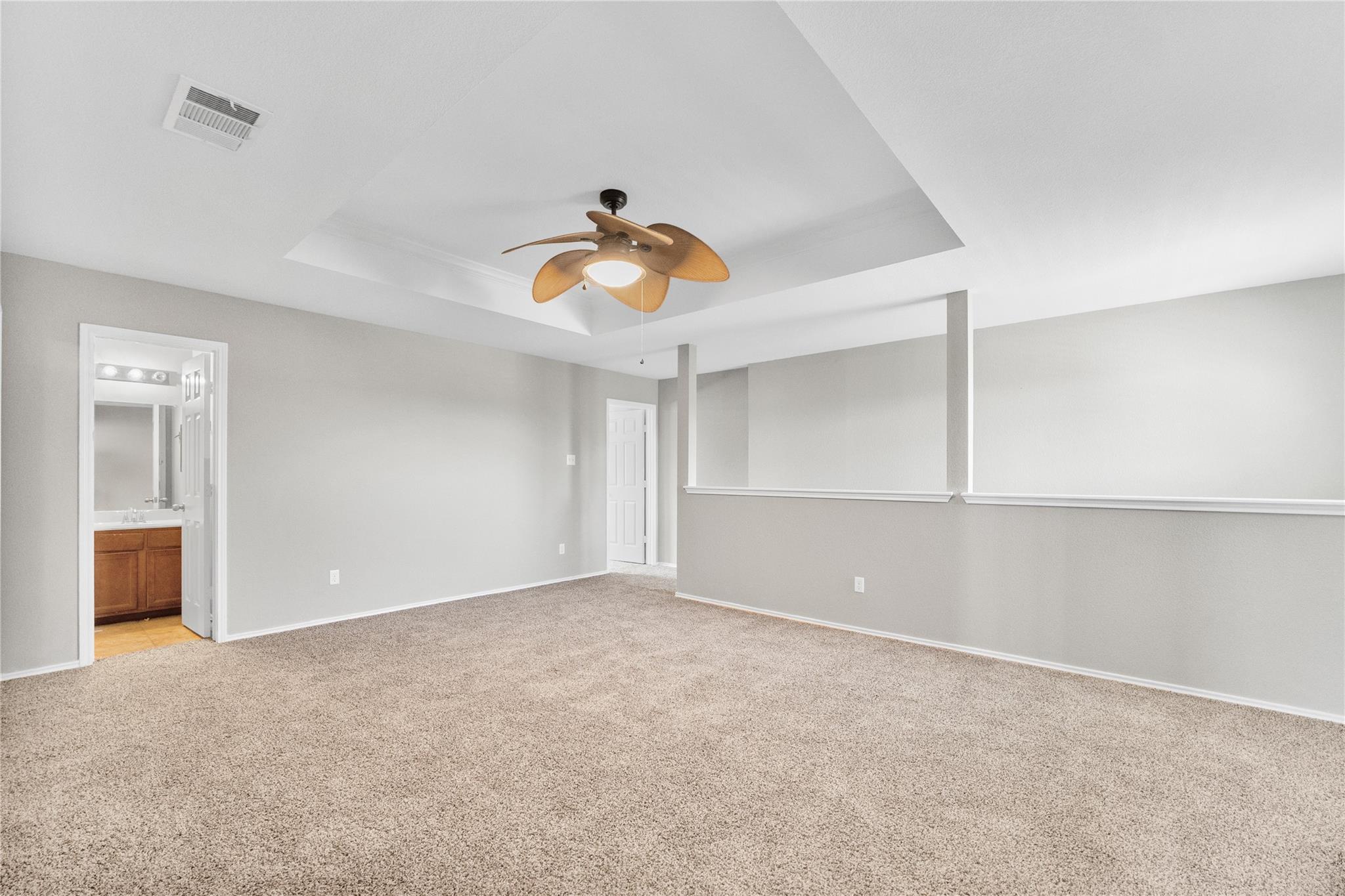 304 Kingfisher Ln, Leander, TX 78641