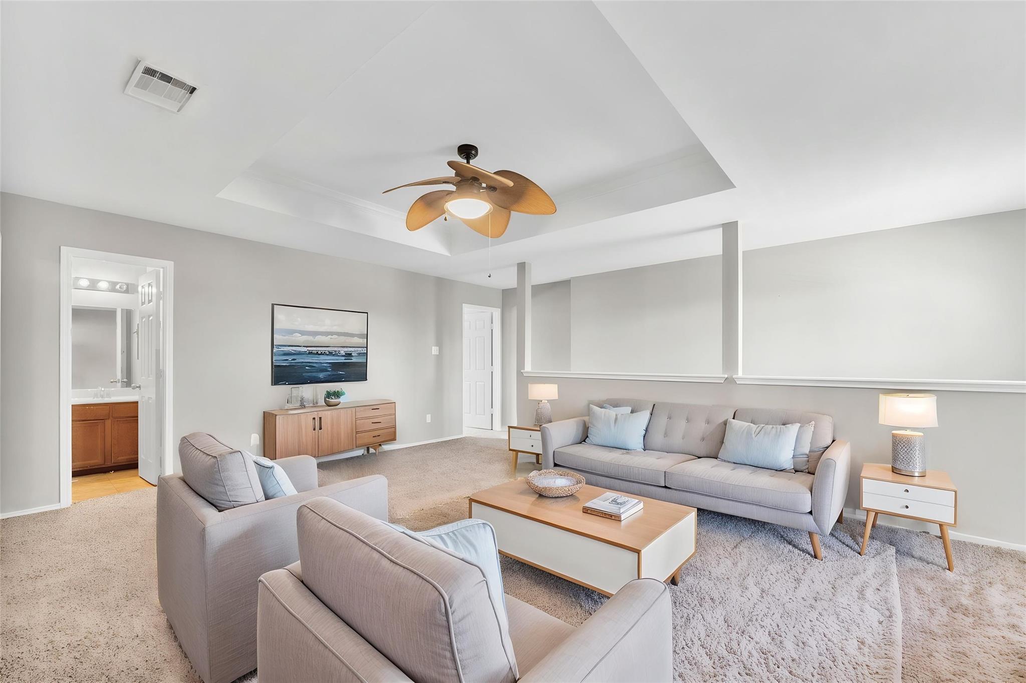 304 Kingfisher Ln, Leander, TX 78641
