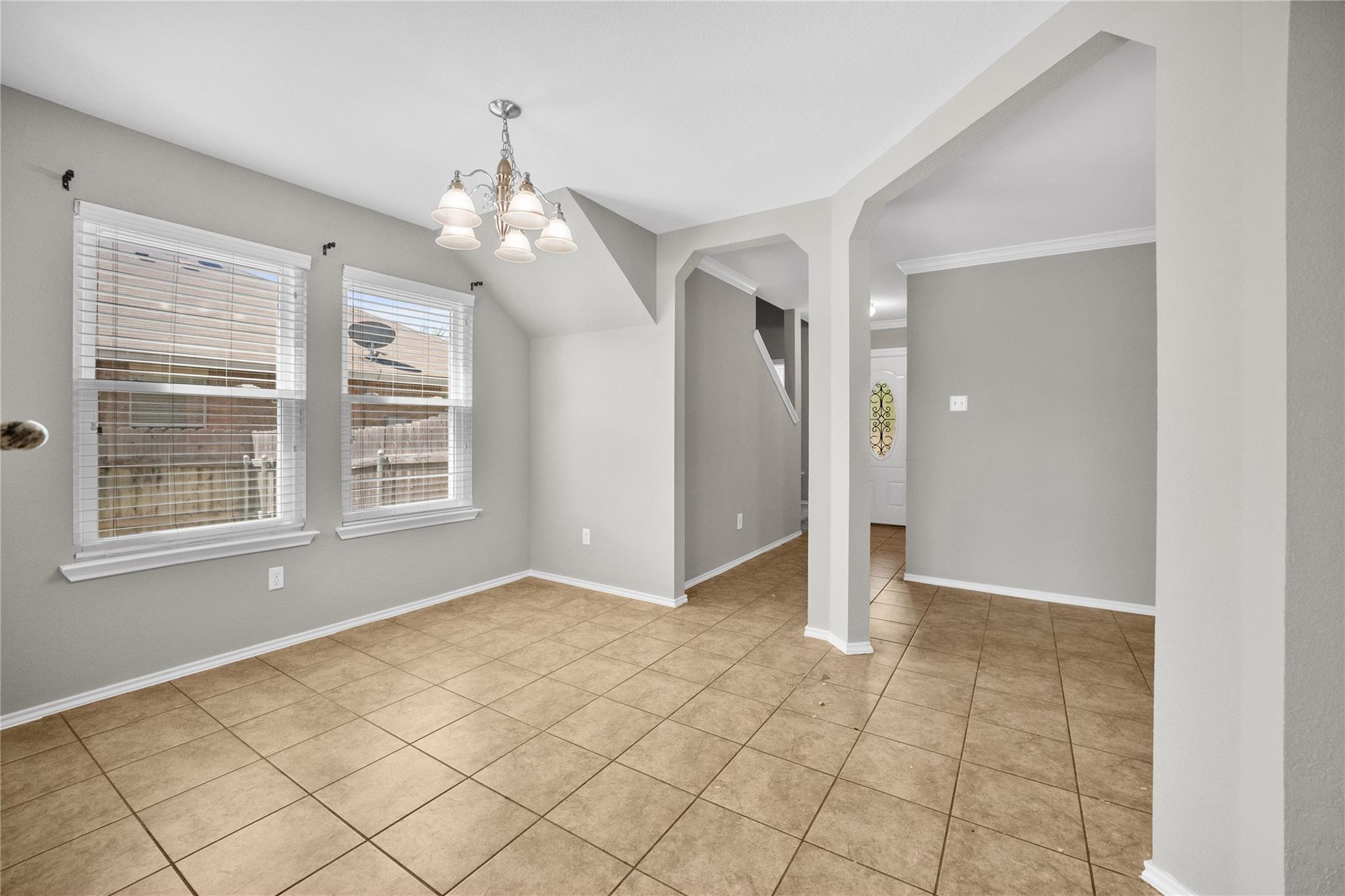304 Kingfisher Ln, Leander, TX 78641