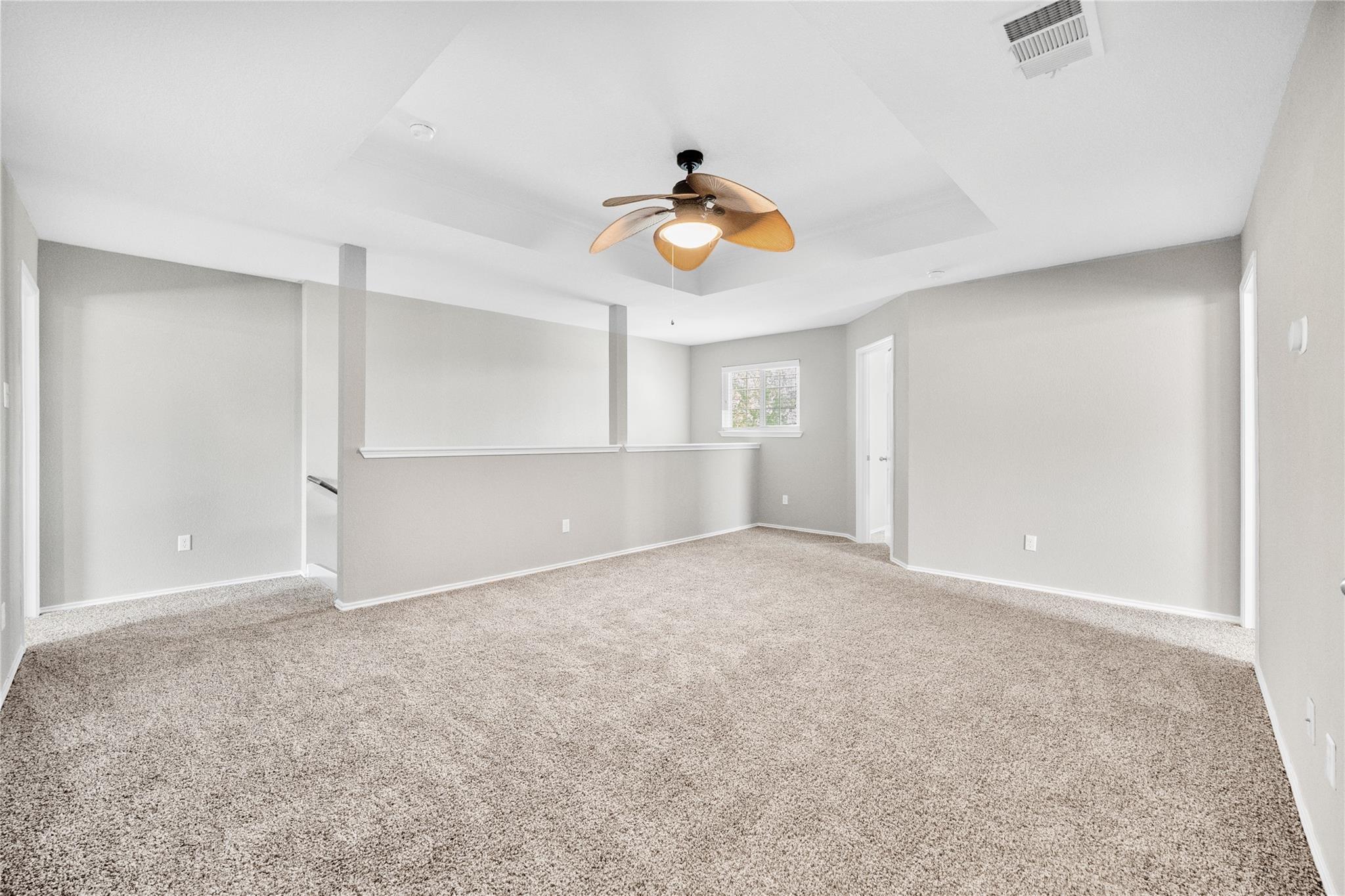 304 Kingfisher Ln, Leander, TX 78641
