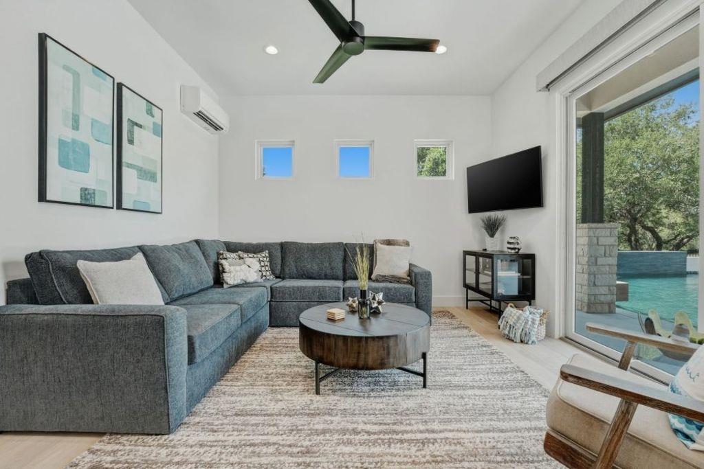 2902 Bay West Blvd, Horseshoe Bay, TX 78657