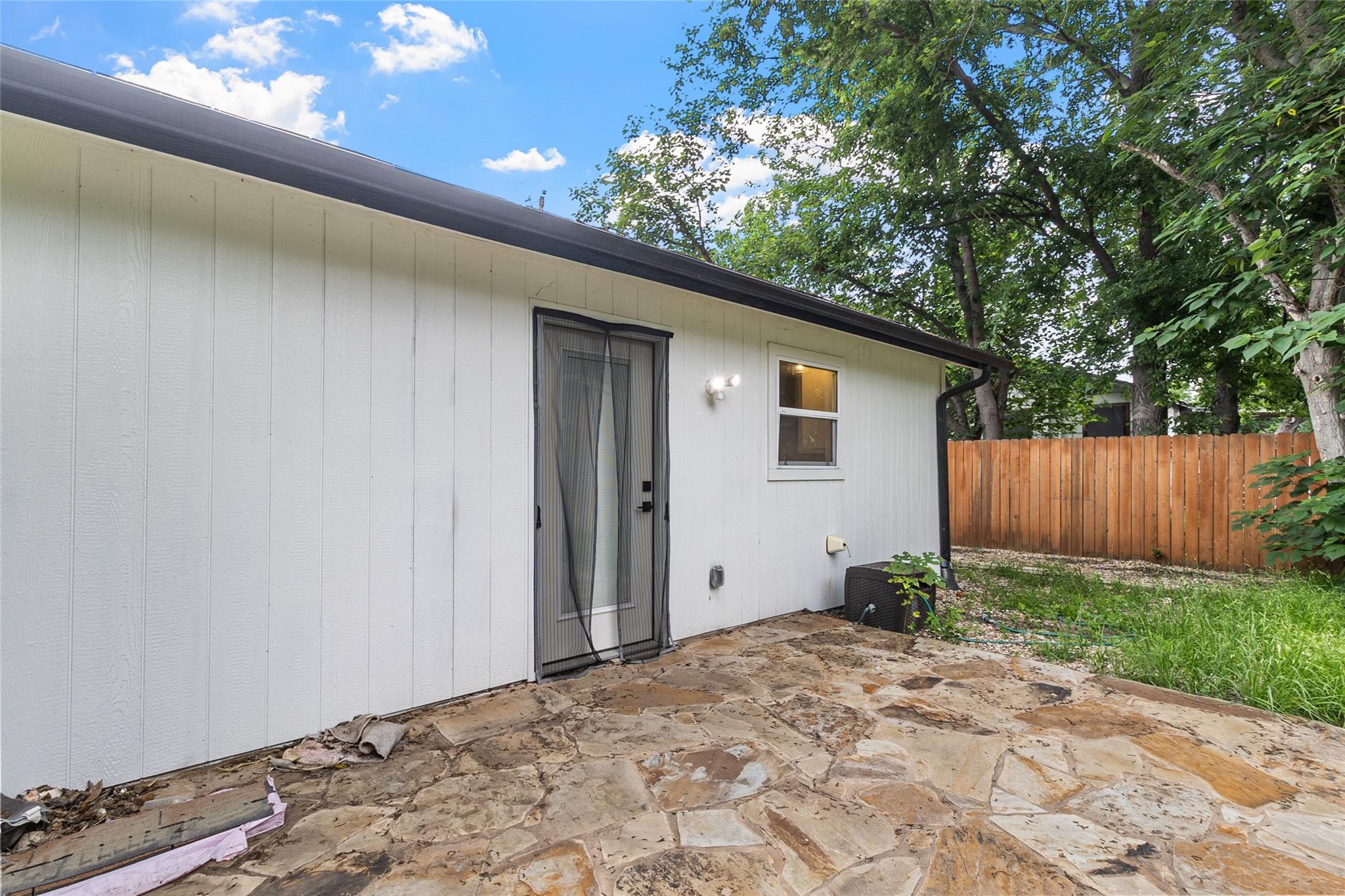 409 Avenue R, Marble Falls, TX 78654