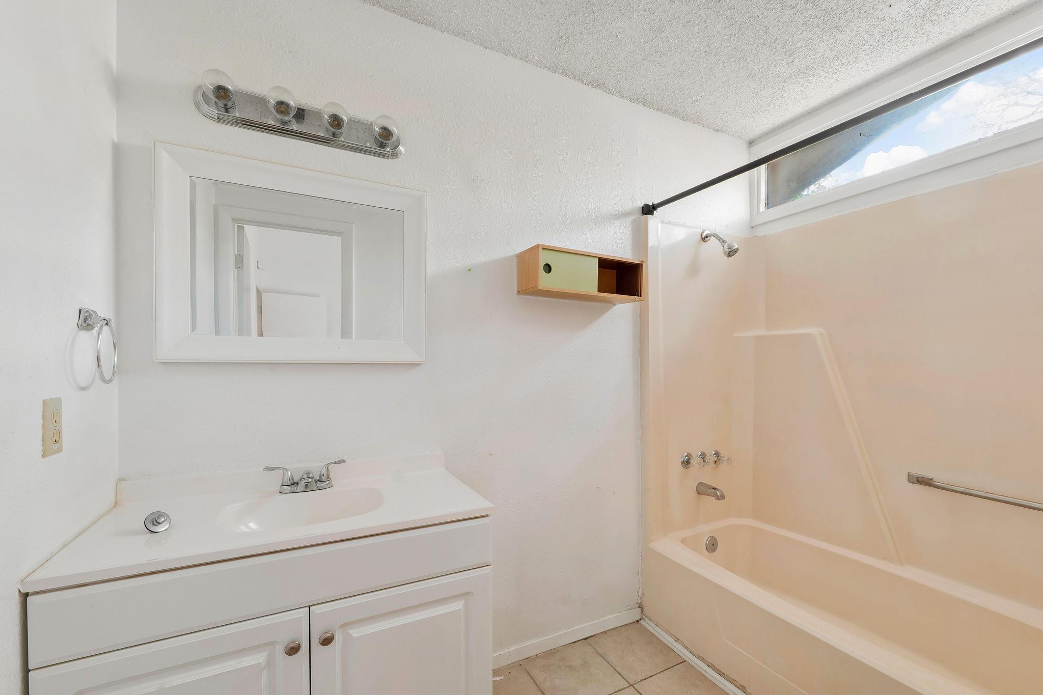 903-905 Hillyer St, San Marcos, TX 78666