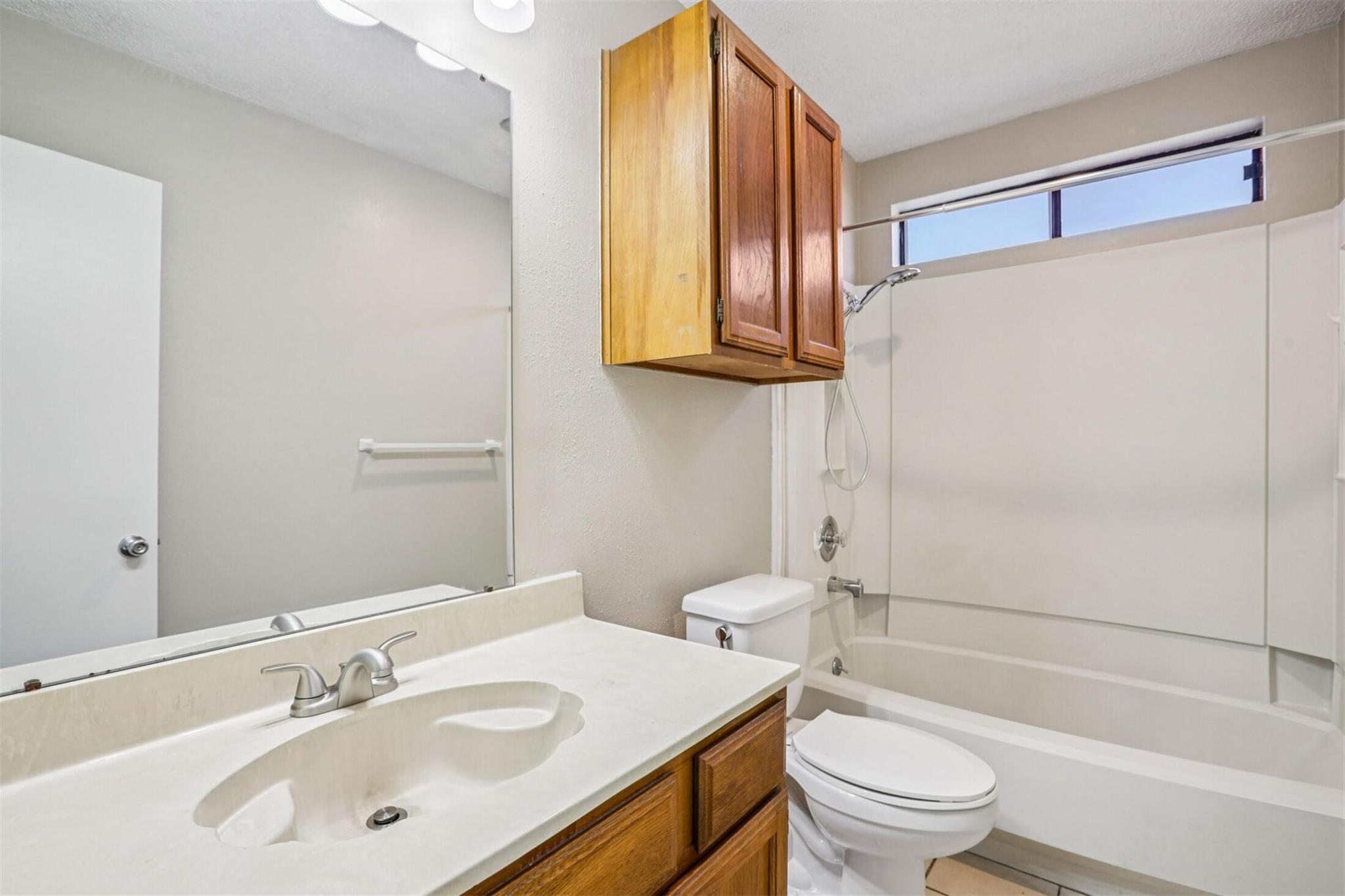 13355 Water Oak Ln # B, Austin, TX 78729