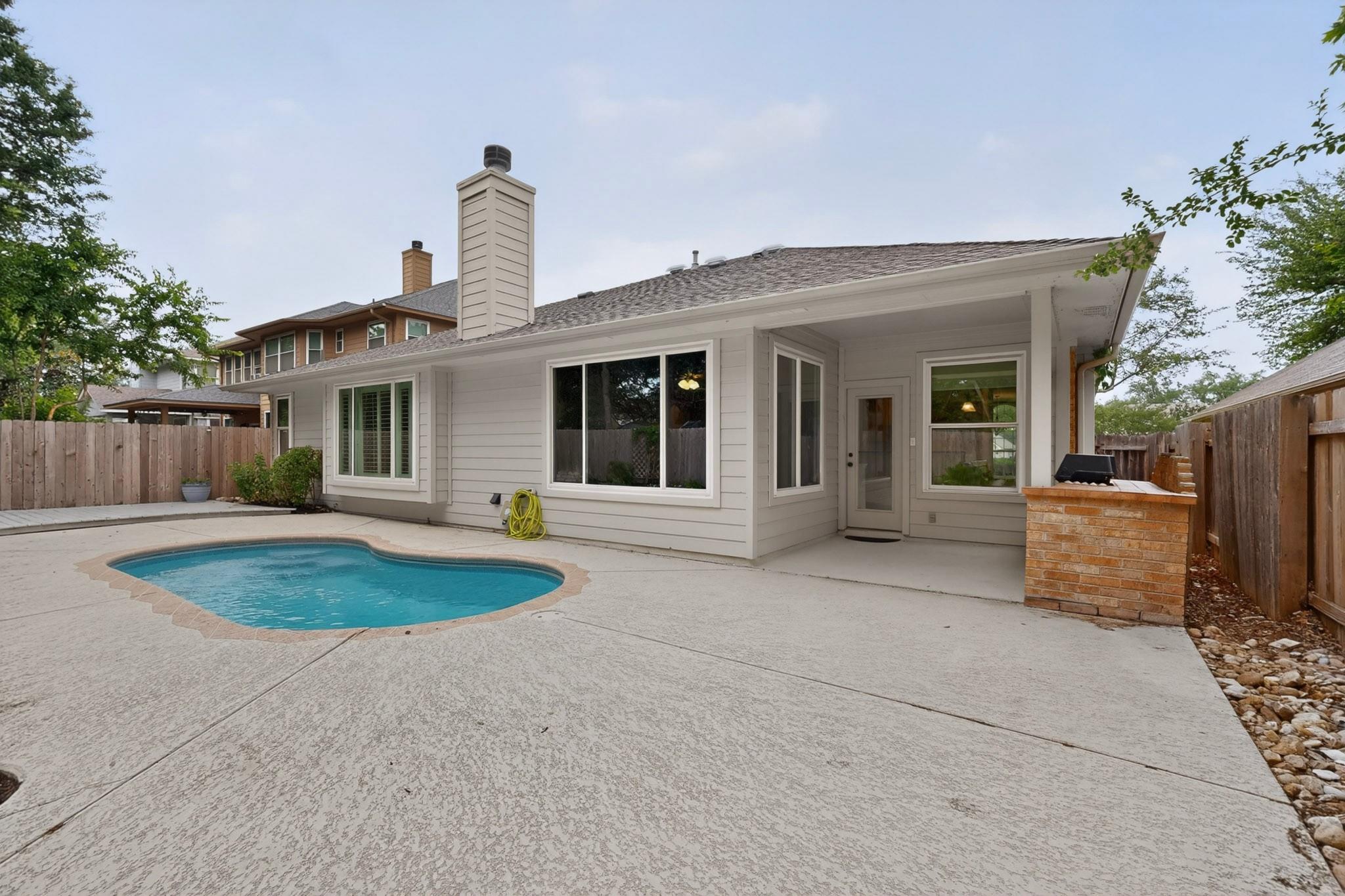 1102 Old Mill Rd, Cedar Park, TX 78613