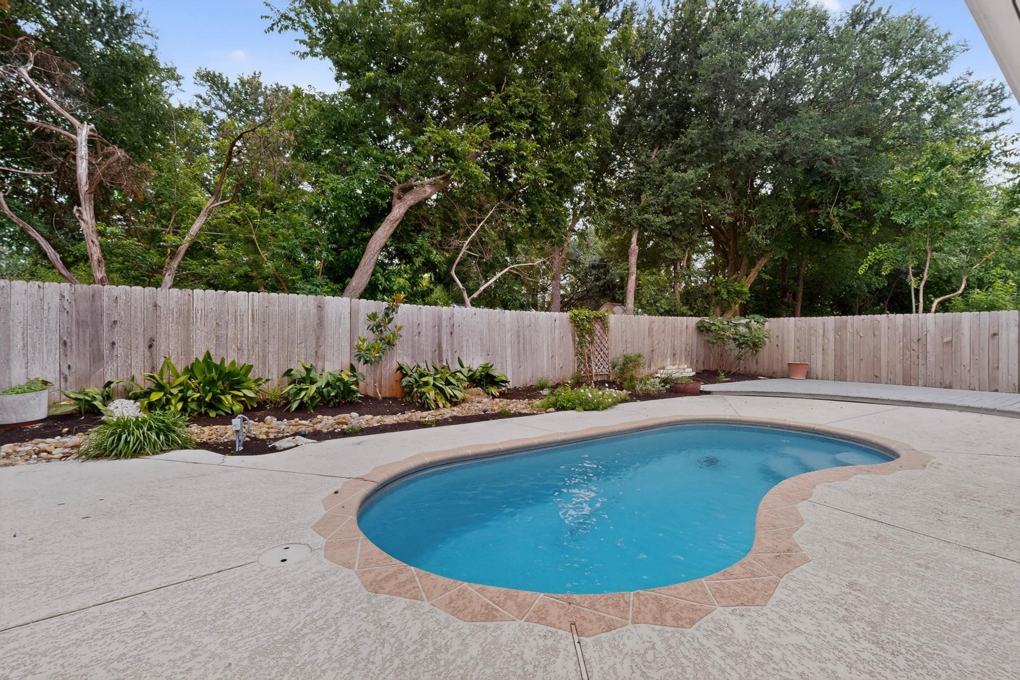 1102 Old Mill Rd, Cedar Park, TX 78613