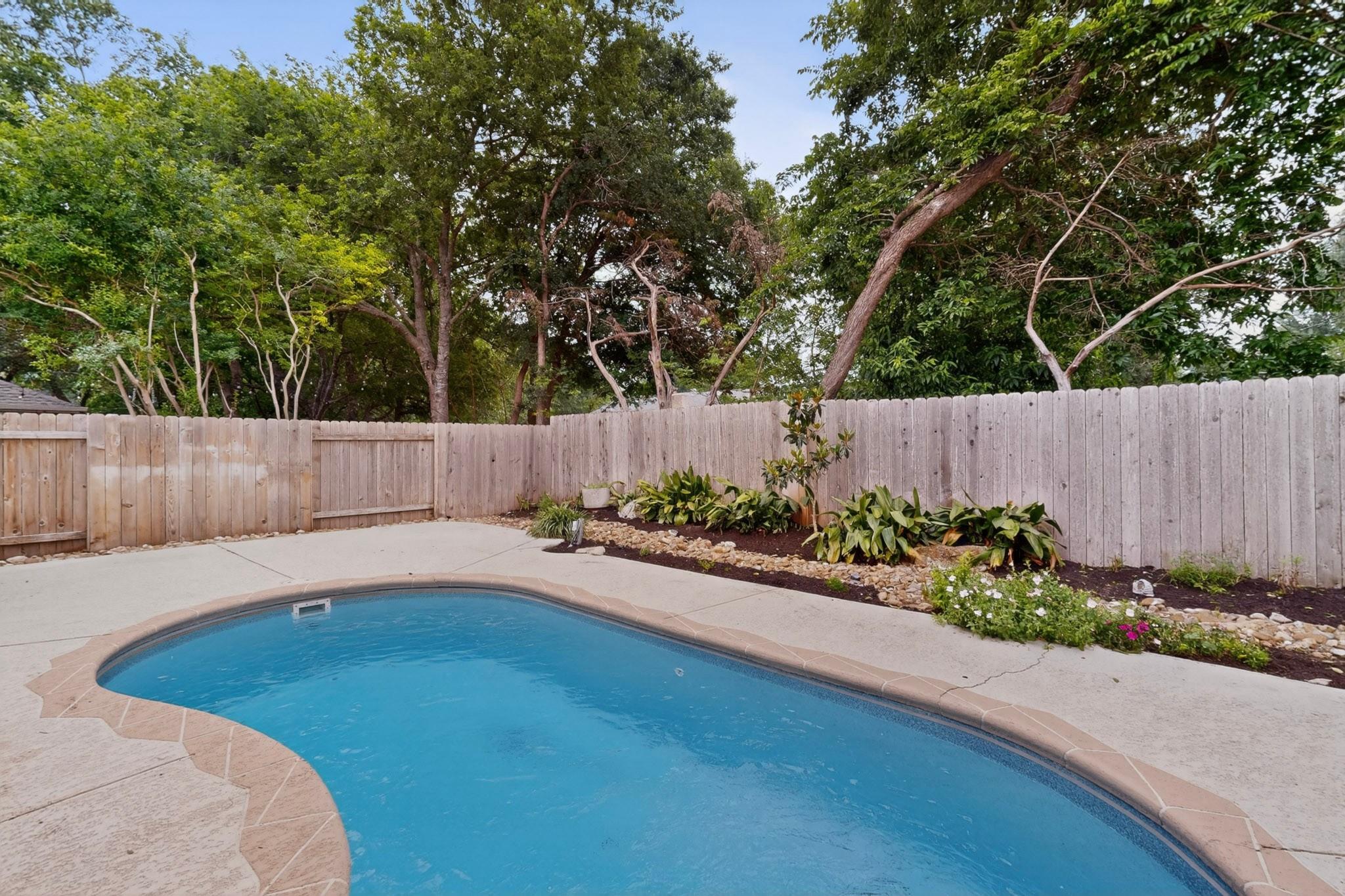 1102 Old Mill Rd, Cedar Park, TX 78613