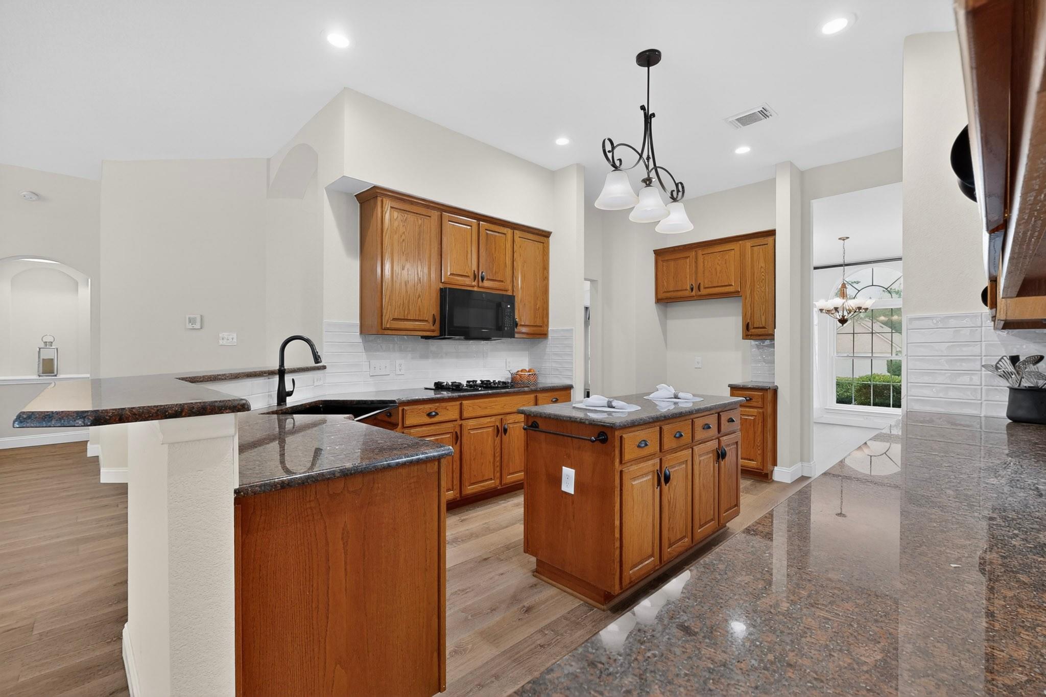 1102 Old Mill Rd, Cedar Park, TX 78613