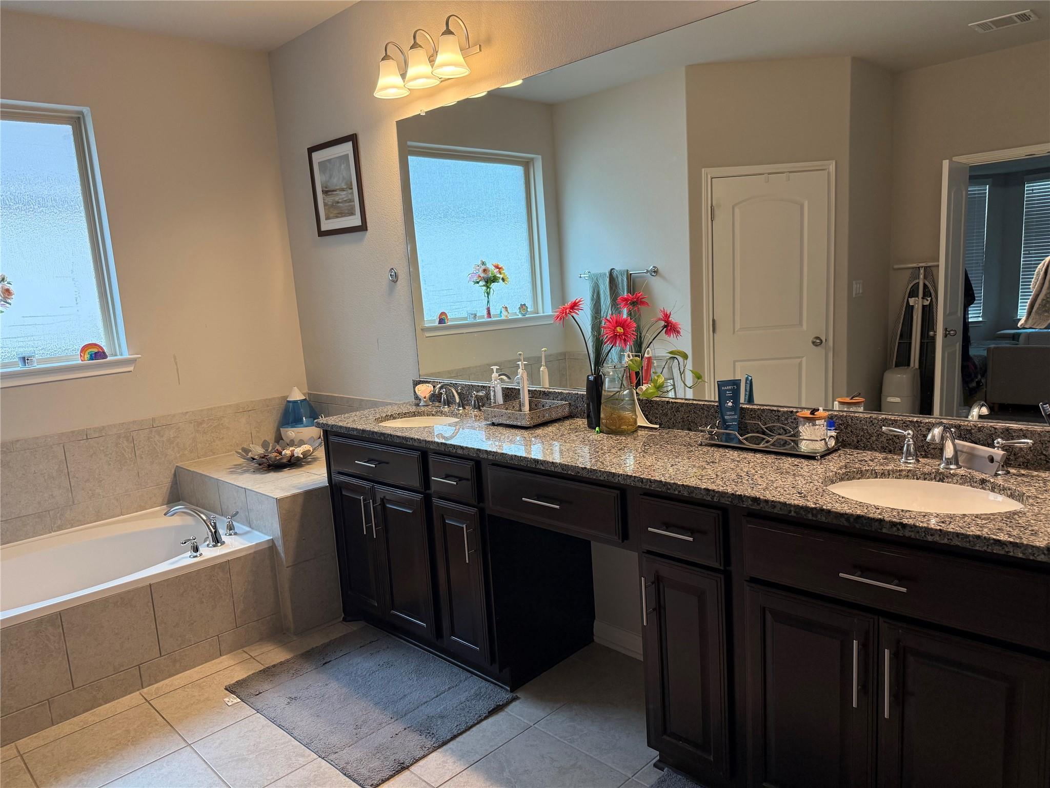 2917 Coral Valley Dr, Leander, TX 78641