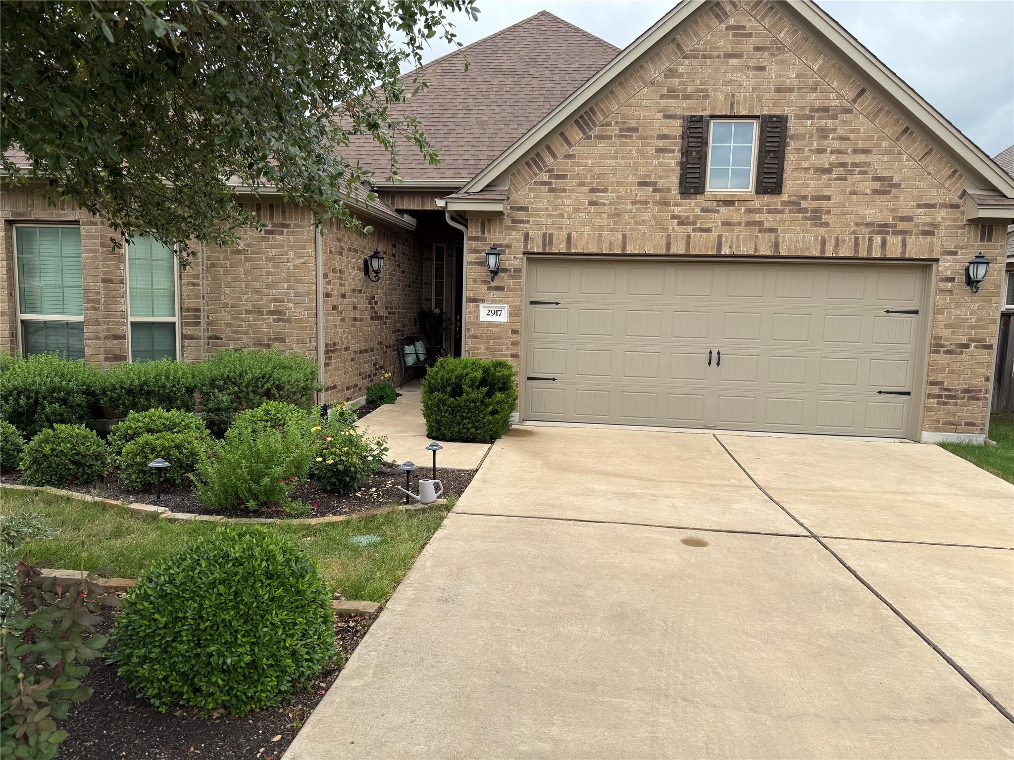 2917 Coral Valley Dr, Leander, TX 78641