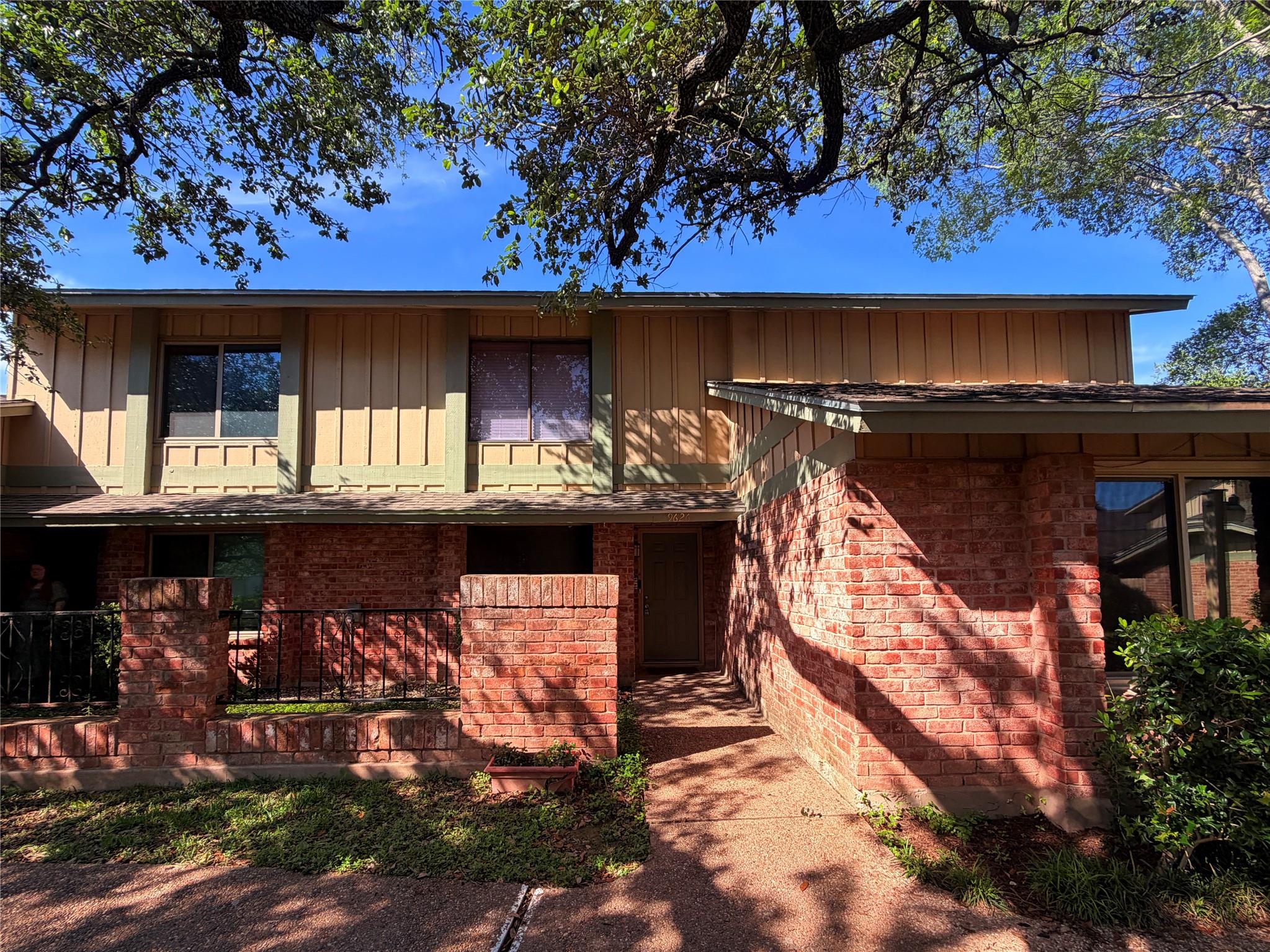 9626 Covey Ridge Ln, Austin, TX 78758