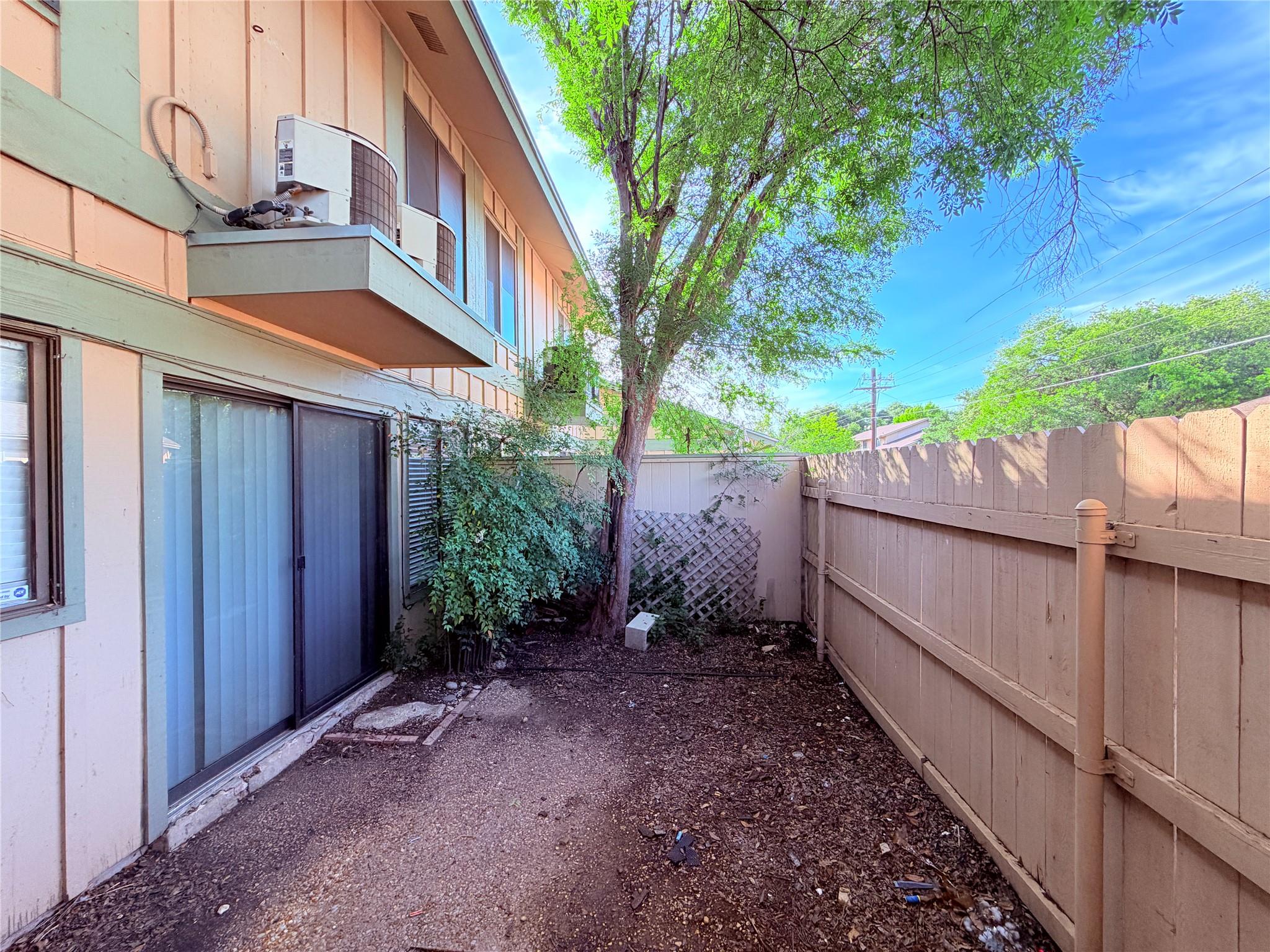 9626 Covey Ridge Ln, Austin, TX 78758