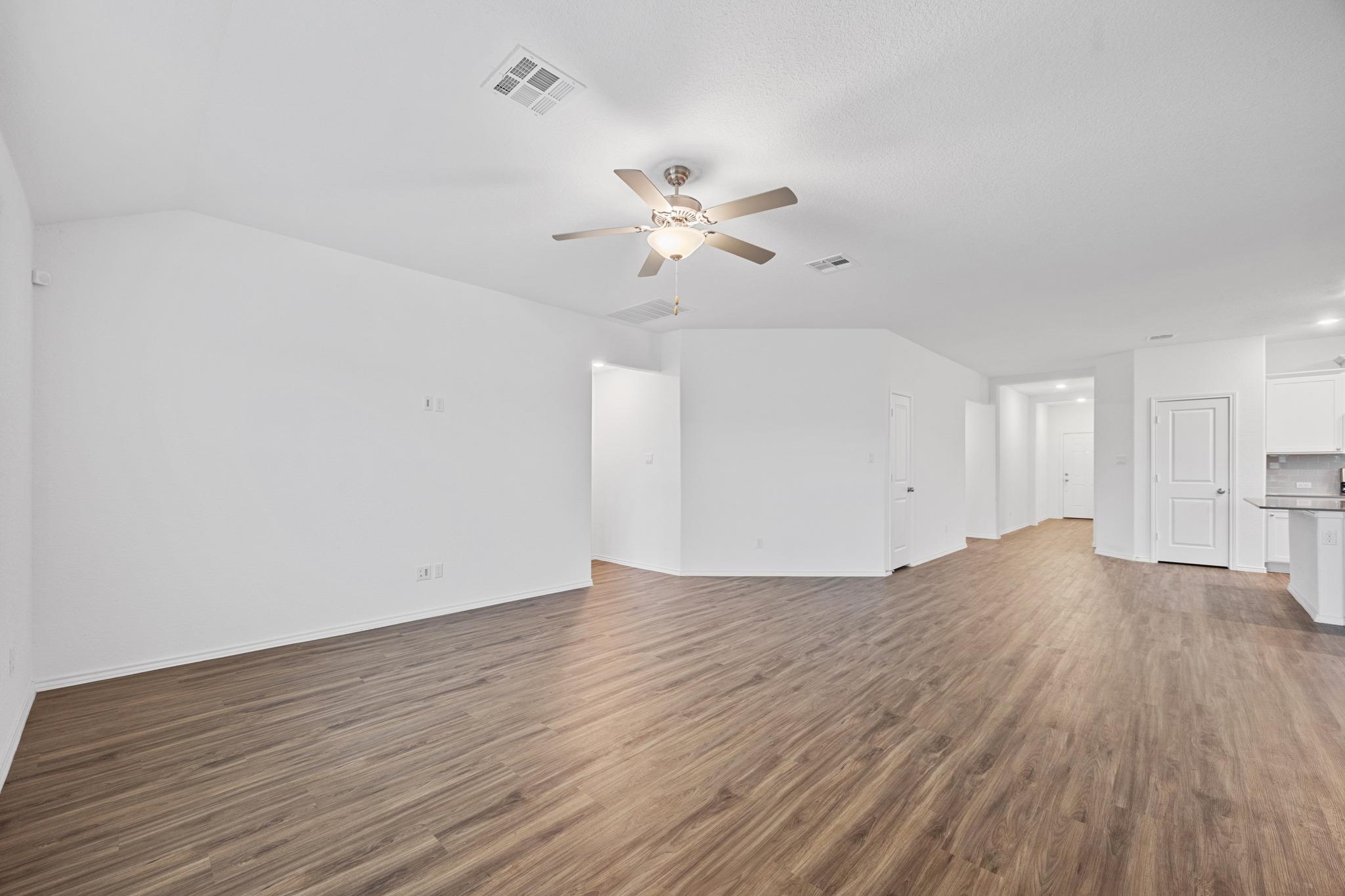 9200 Daisy Cutter Xing, Georgetown, TX 78626