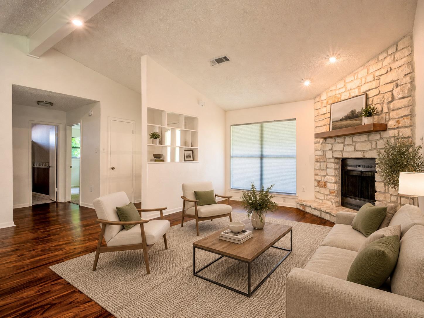 303 Stewart St, Meadowlakes, TX 78654