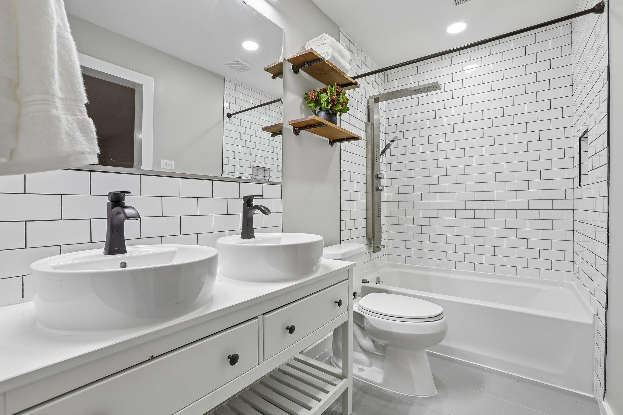 5804 Avery Island Ave, Austin, TX 78727