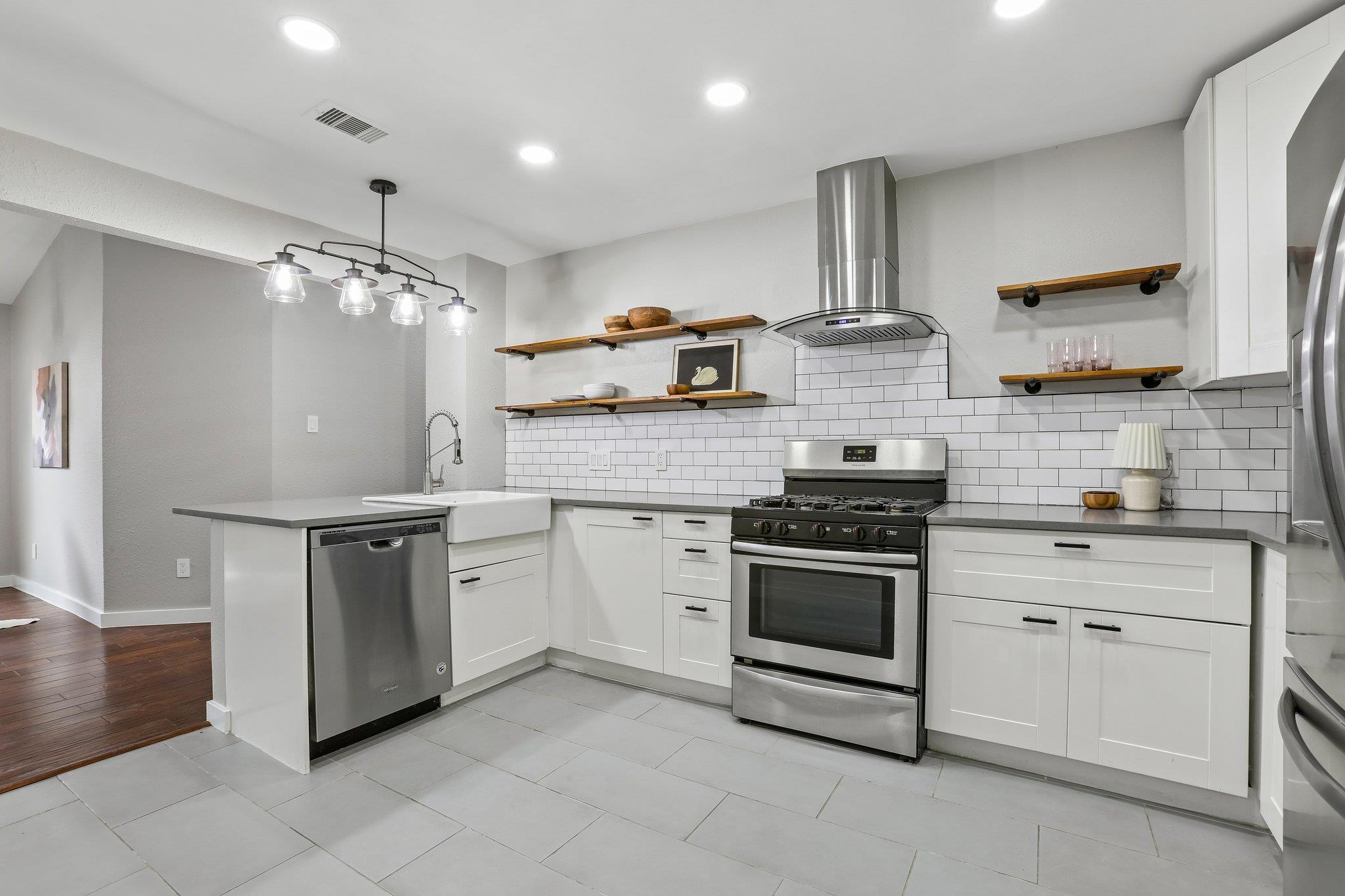 5804 Avery Island Ave, Austin, TX 78727