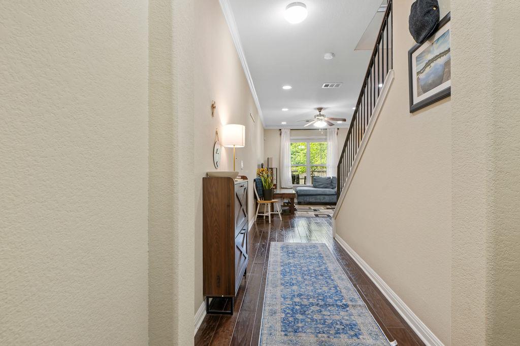 13400 Briarwick Dr # 203, Austin, TX 78729