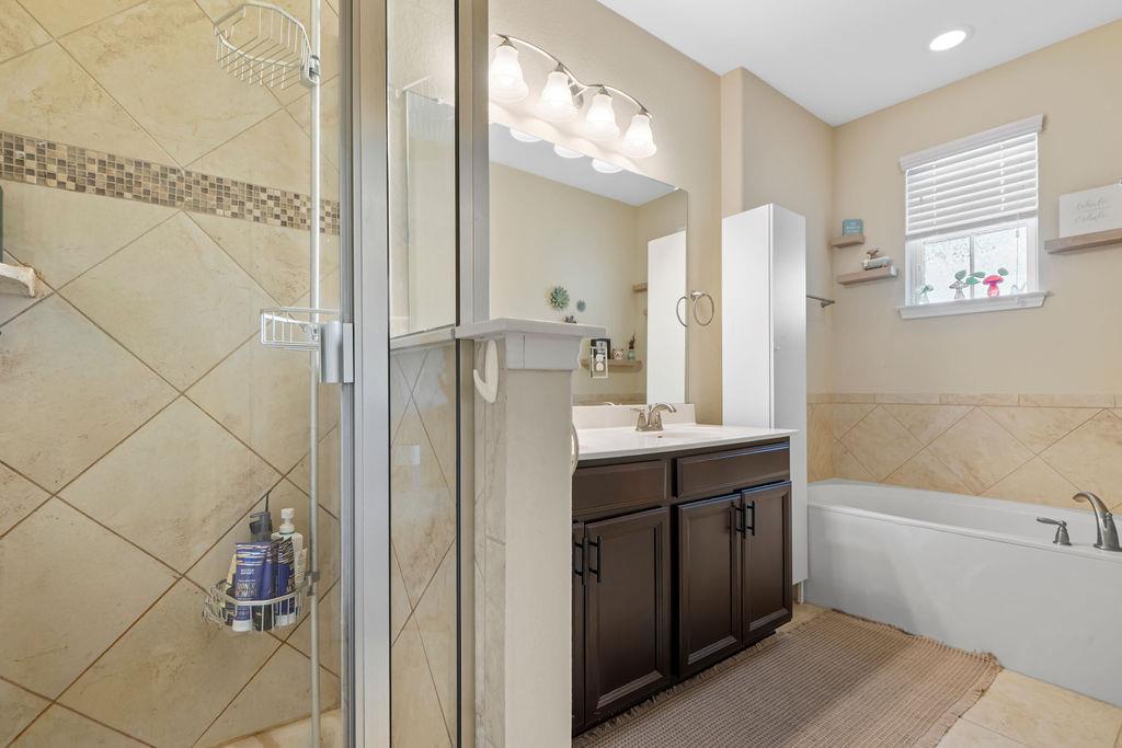 13400 Briarwick Dr # 203, Austin, TX 78729