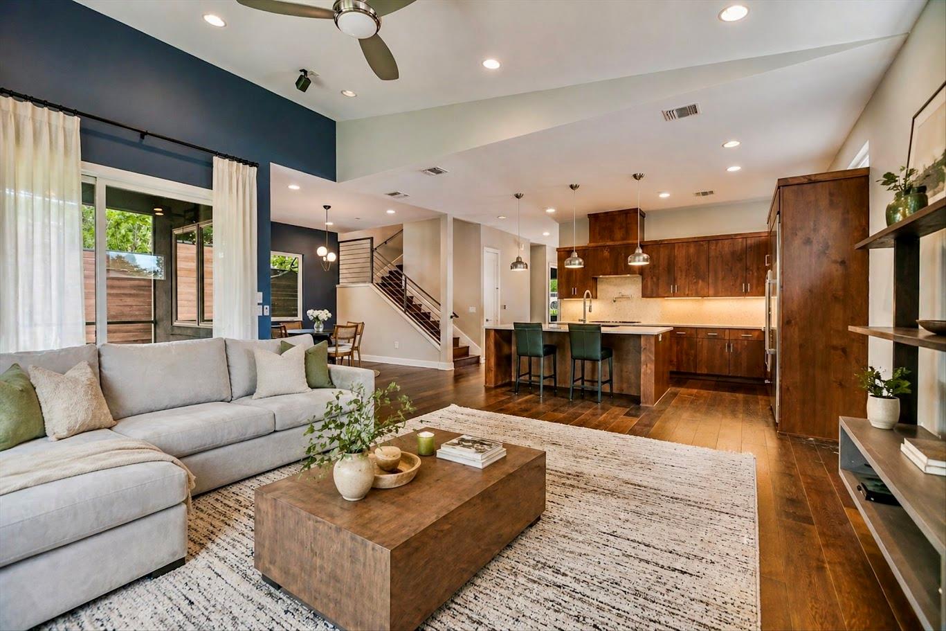 2109 W 12th St W, Austin, TX 78703