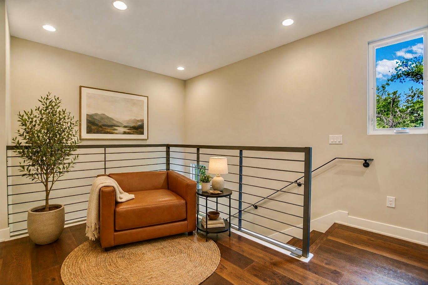 2109 W 12th St W, Austin, TX 78703