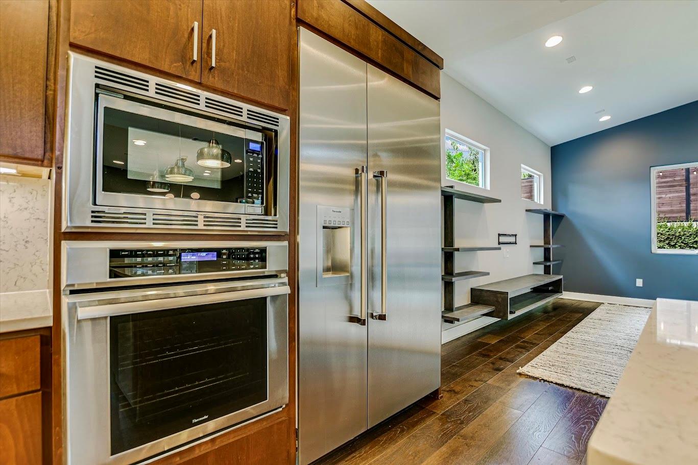 2109 W 12th St W, Austin, TX 78703